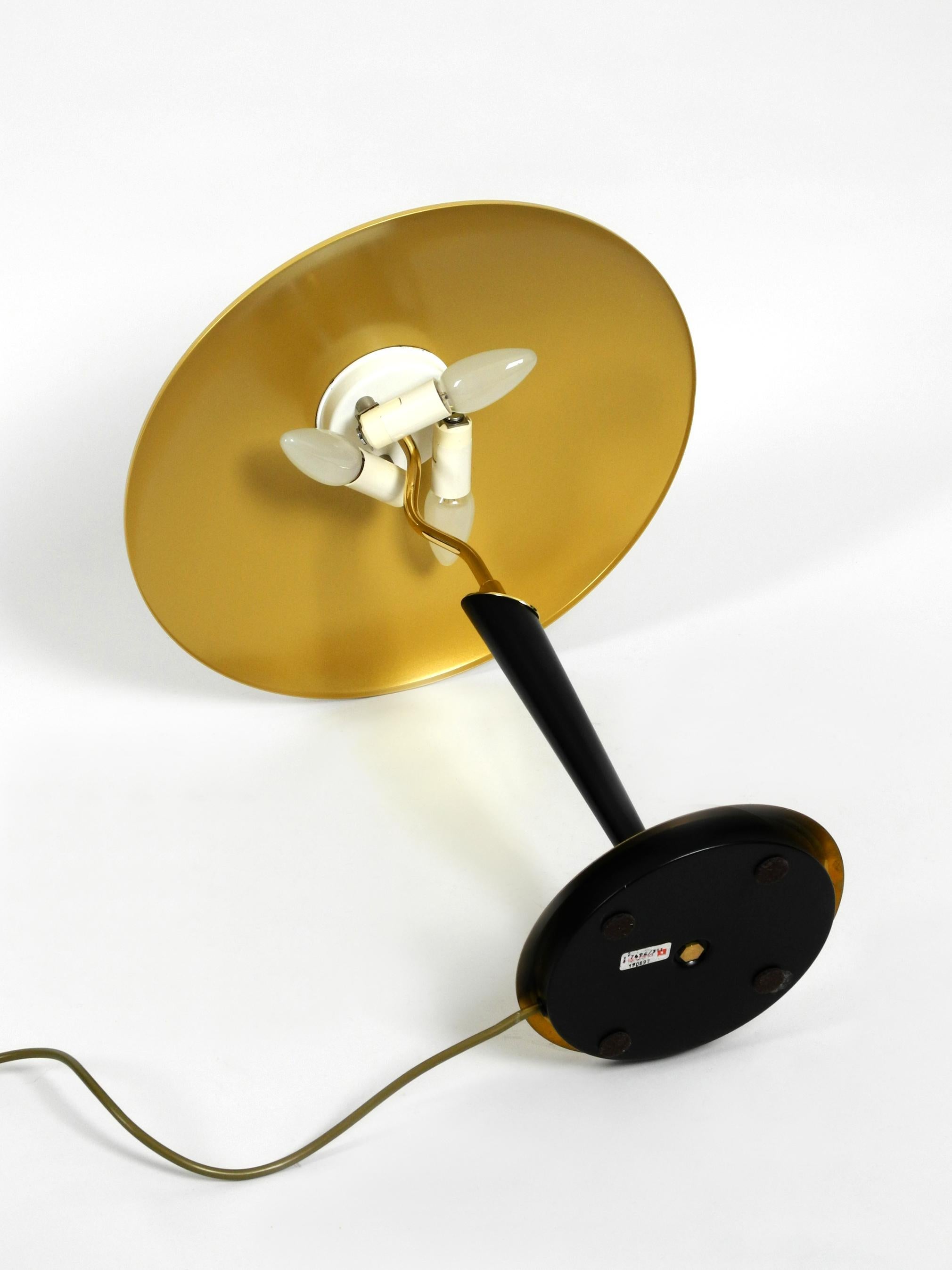Elegant Heavy Extra Large Brass Table Lamp from the 1960s by Hillebrand In Good Condition In München, DE