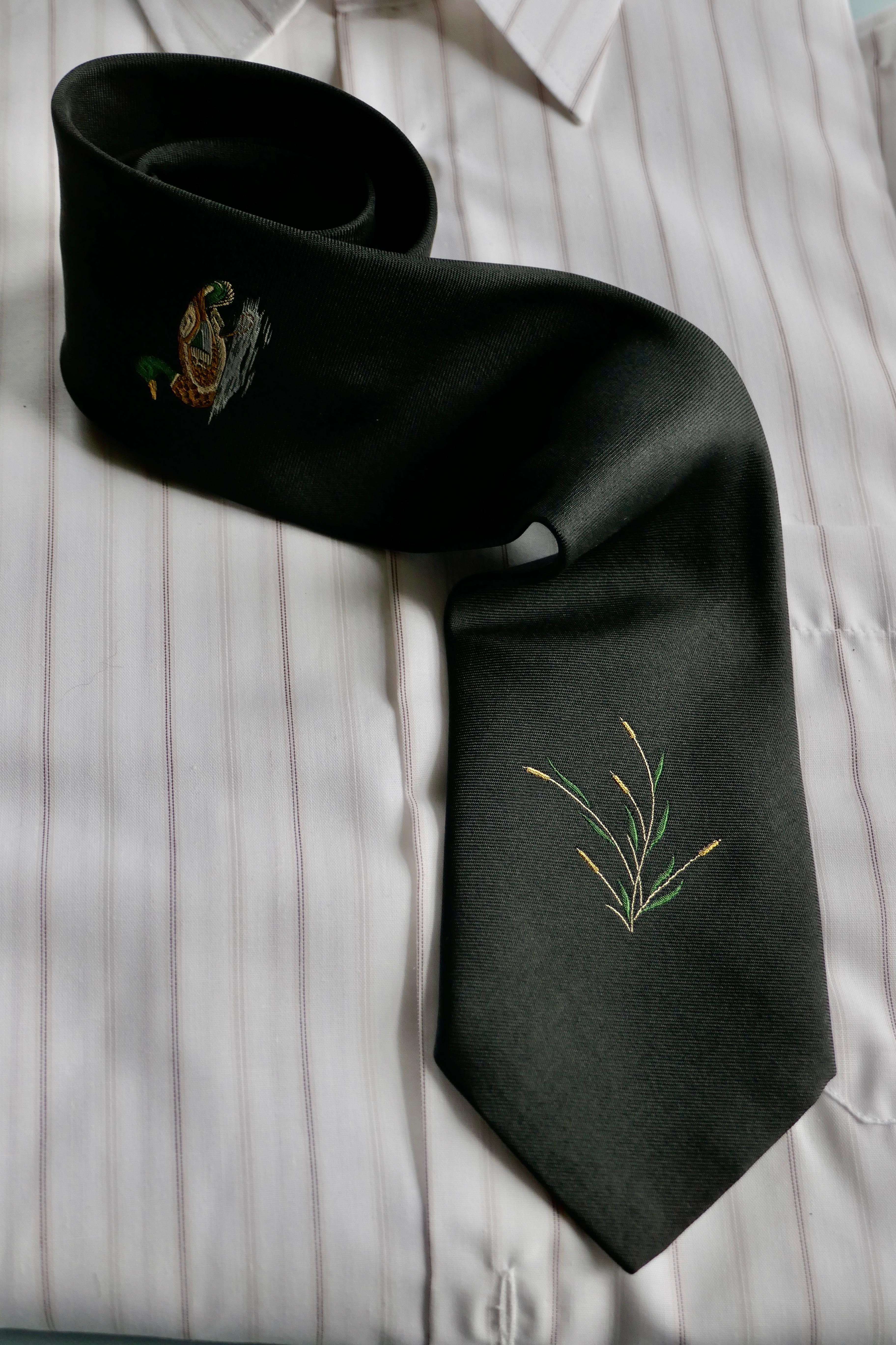 Elegant Hermes Black Silk Tie, Lone Mallard in the Reeds  In Good Condition In Chillerton, Isle of Wight