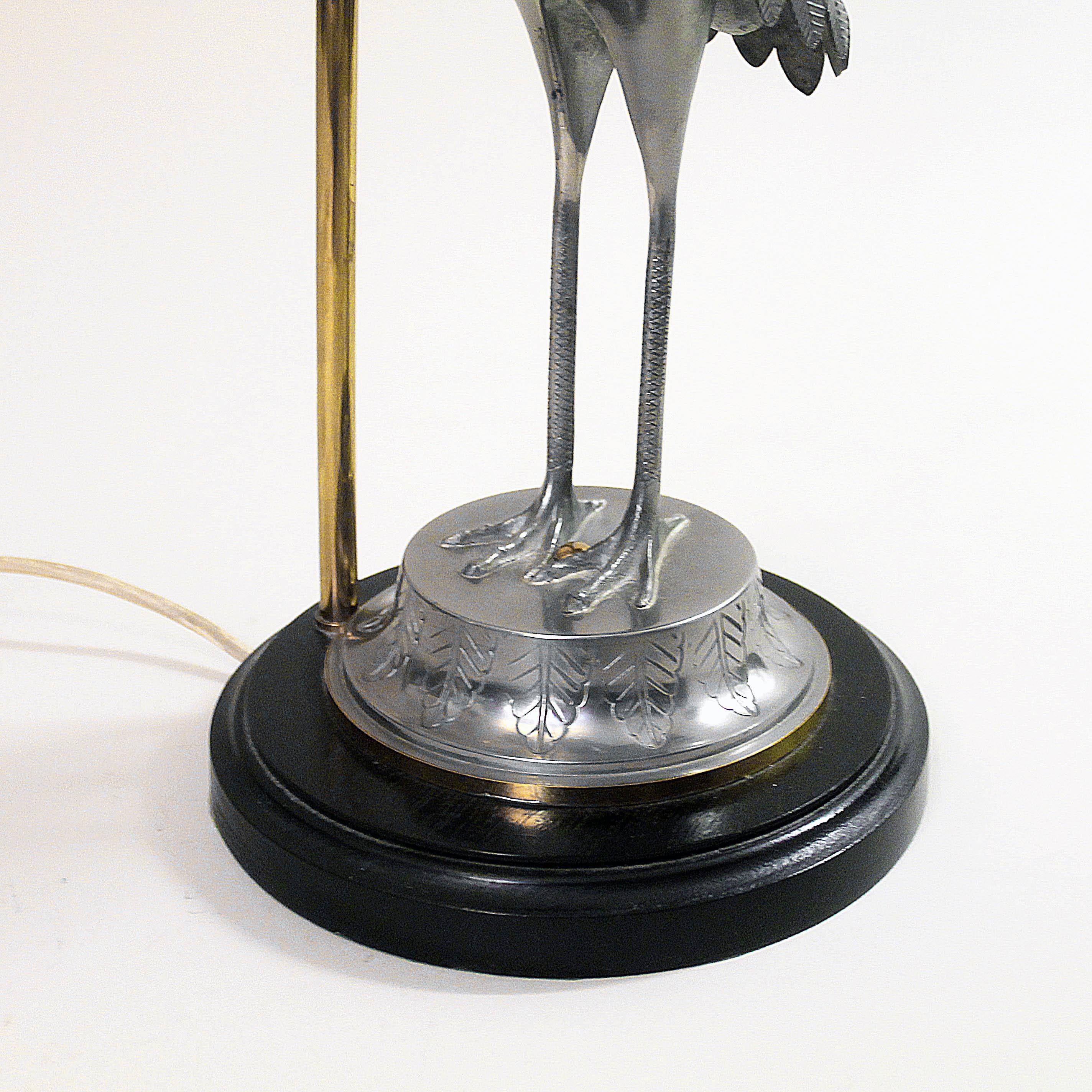 20th Century Elegant Heron Bird Chrome and Brass Table Lamp hollywood regency midcentury For Sale