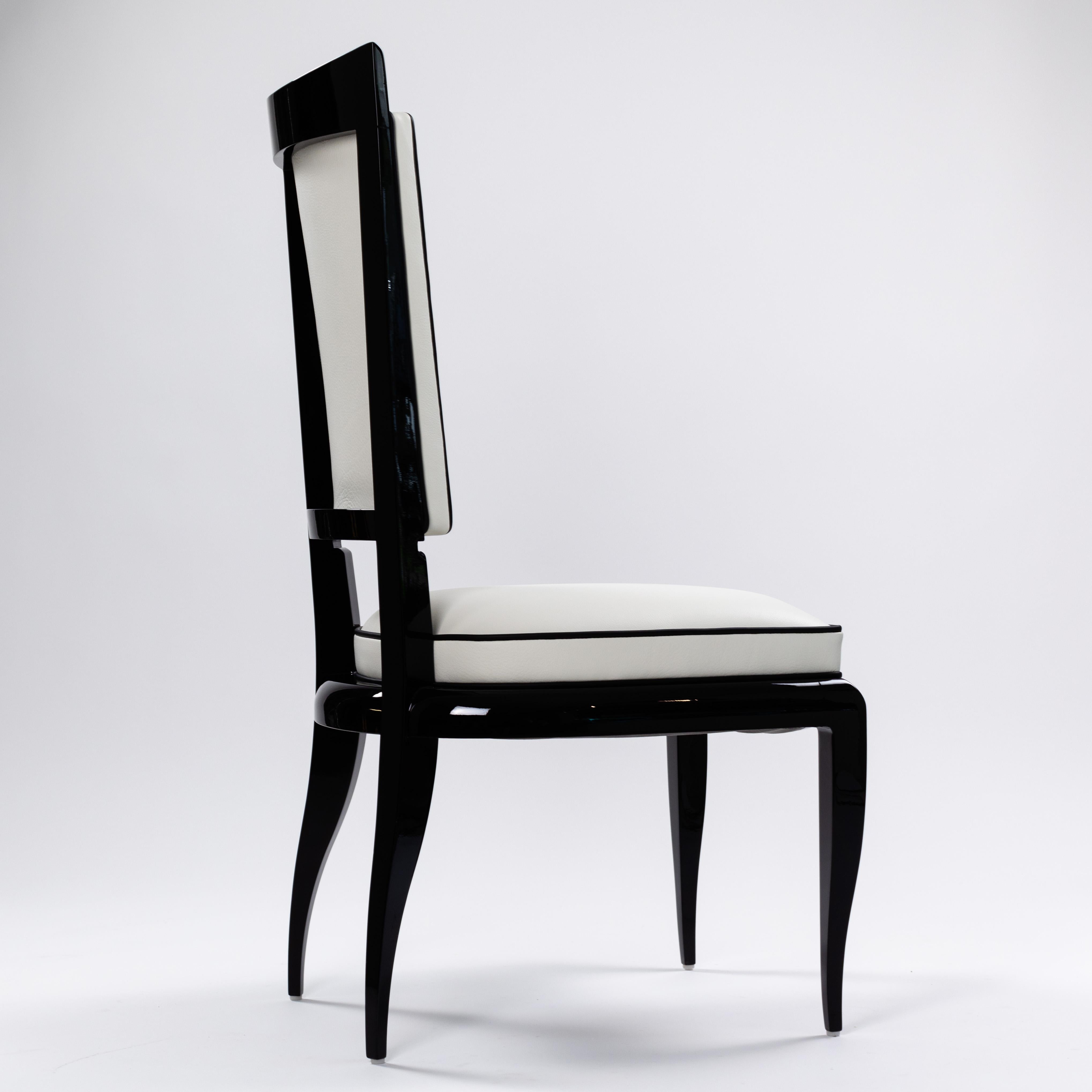 Art Deco Elegant High Back Art Déco Dining Room Chair Black Lacquer White Nappa Leather For Sale