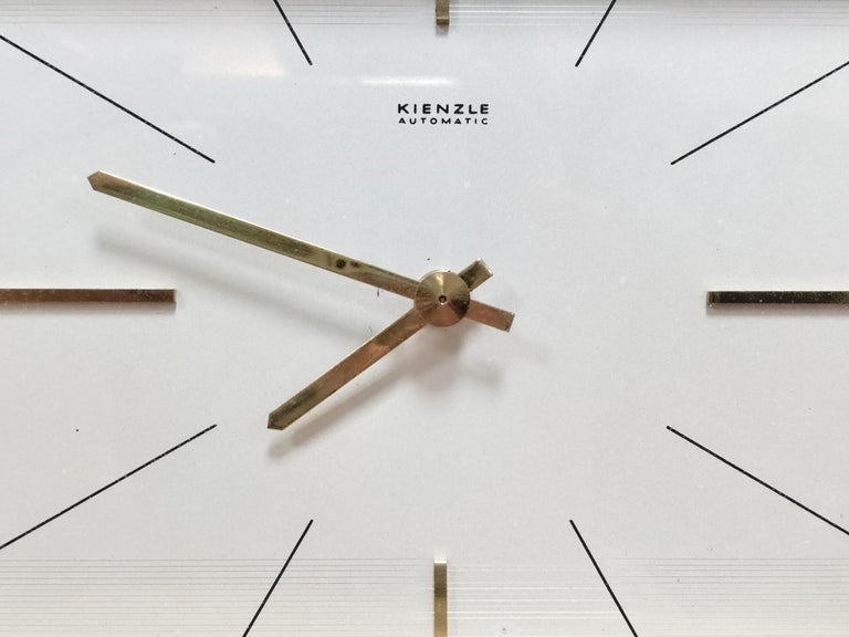 Elegant Hollywood Regency Brass Table Clock by Kienzle, Germany 1960s For Sale 1