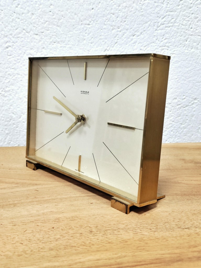 Elegant Hollywood Regency Brass Table Clock by Kienzle, Germany 1960s For Sale 5