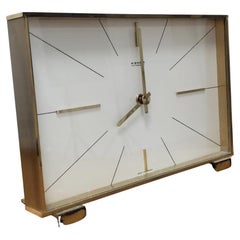 Elegante reloj de sobremesa de latón Hollywood Regency by Kienzle, Alemania Años 60