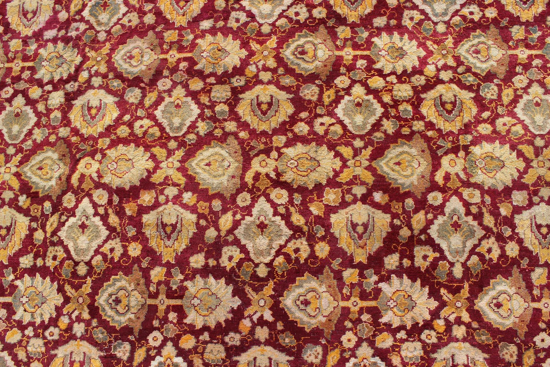 Laine Ancien tapis indien Agra noué à la main, fond rouge marron et bordure grise et verte en vente