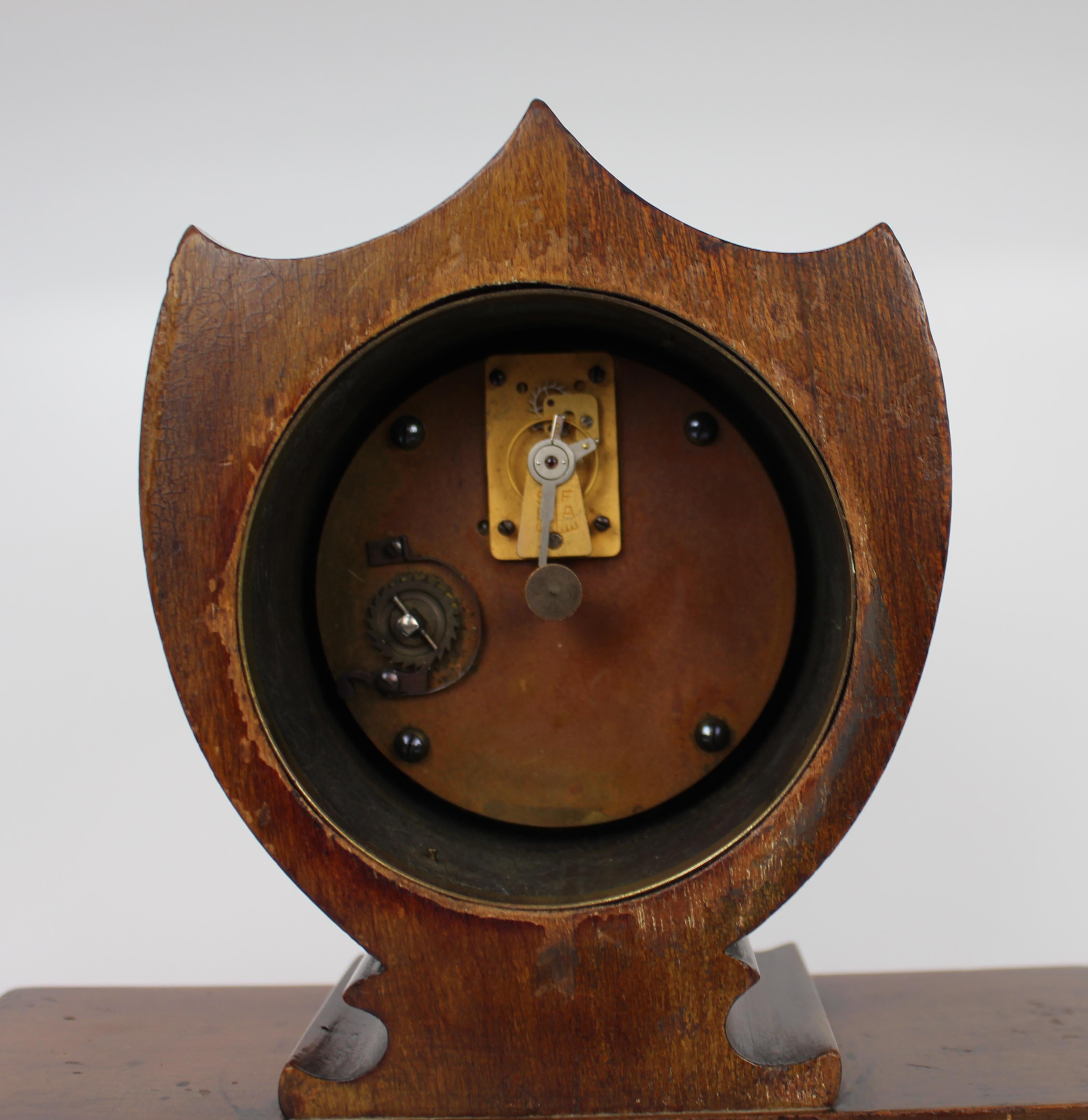 Eleganza dell'orologio da tavolo in mogano intarsiato di Wray, Son & Perry c.1900 in vendita 5