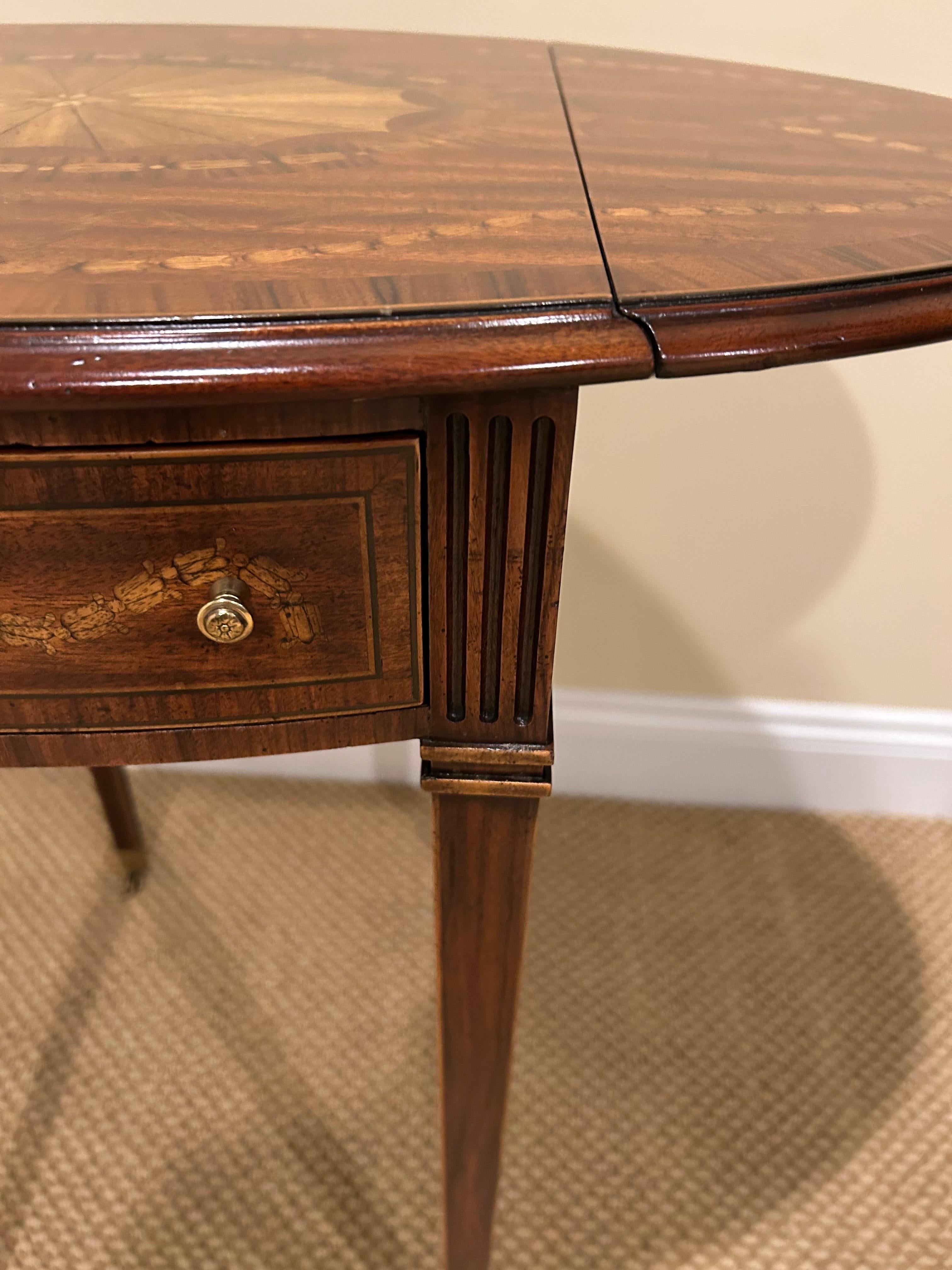 Elegante Mesa Auxiliar Pembroke de Madera Mixta con Incrustaciones y Hoja Caída 2