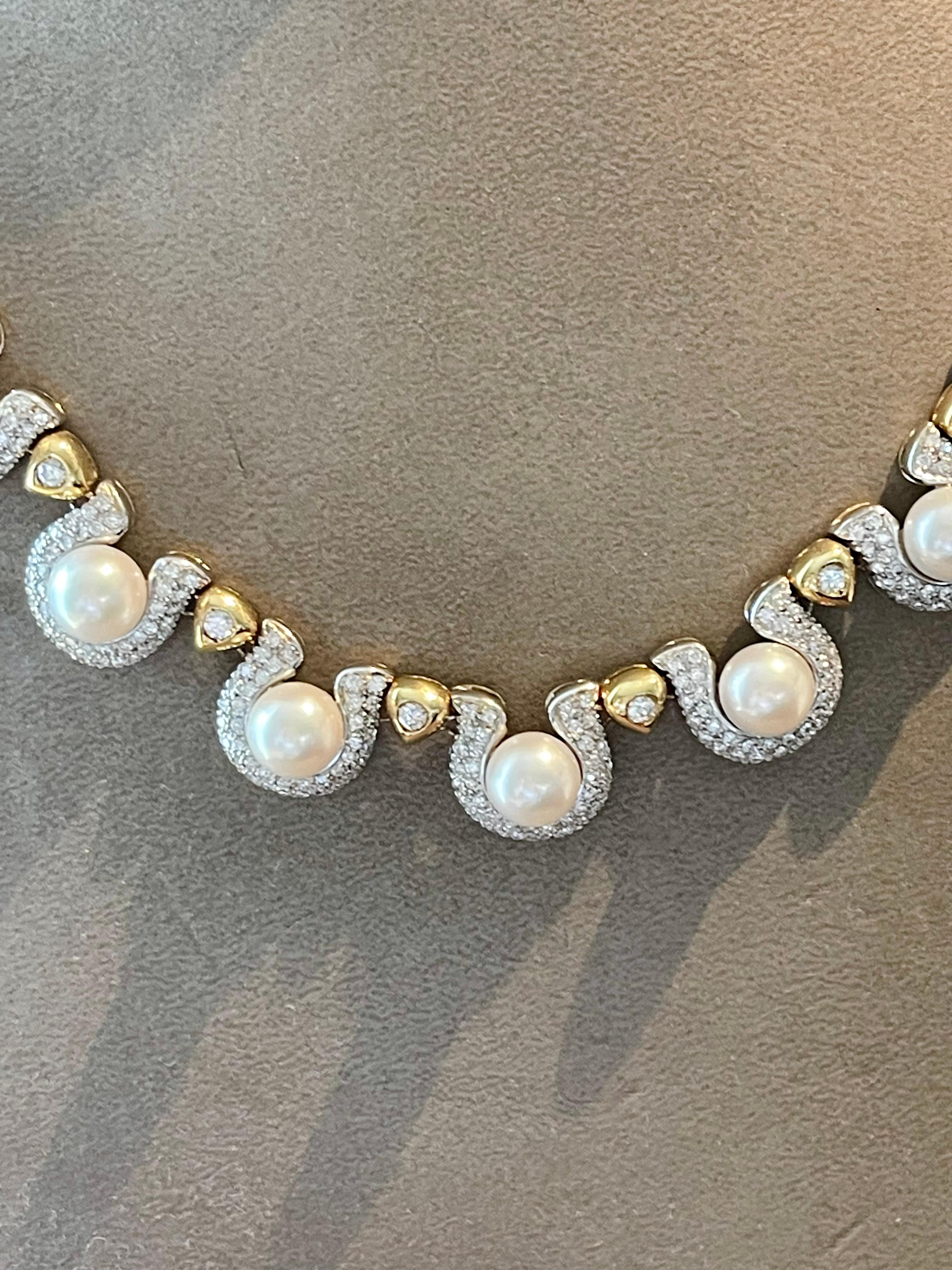 Elegant italian 18 K yellow white Gold Pearl Diamond necklace For Sale 1