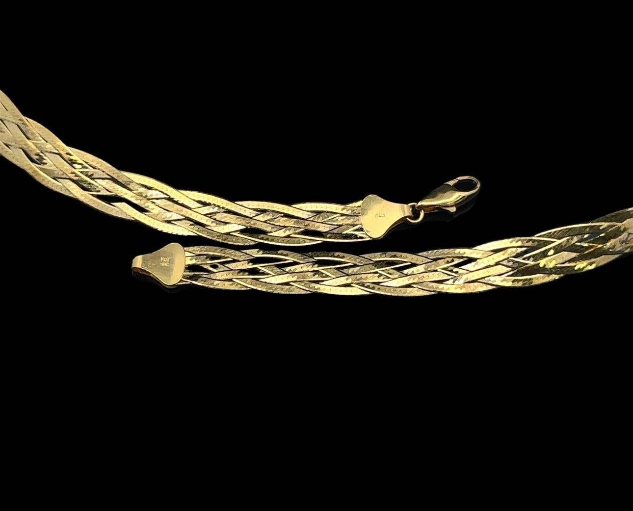 Elegant Italian 18k Yellow Gold 18