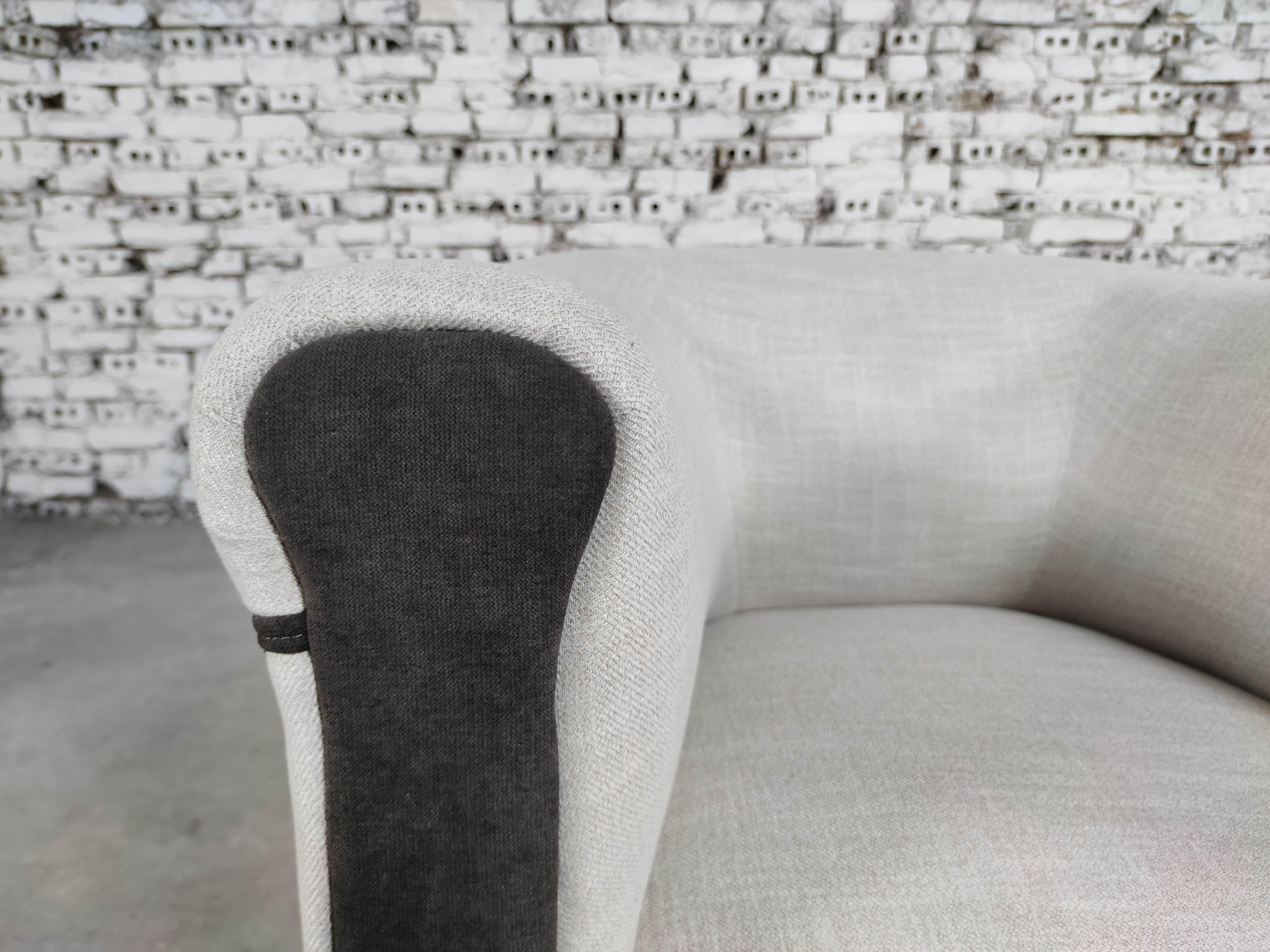 20ième siècle Elegance Italian Art Deco Club Armchairs, Reupholstered - a Pair