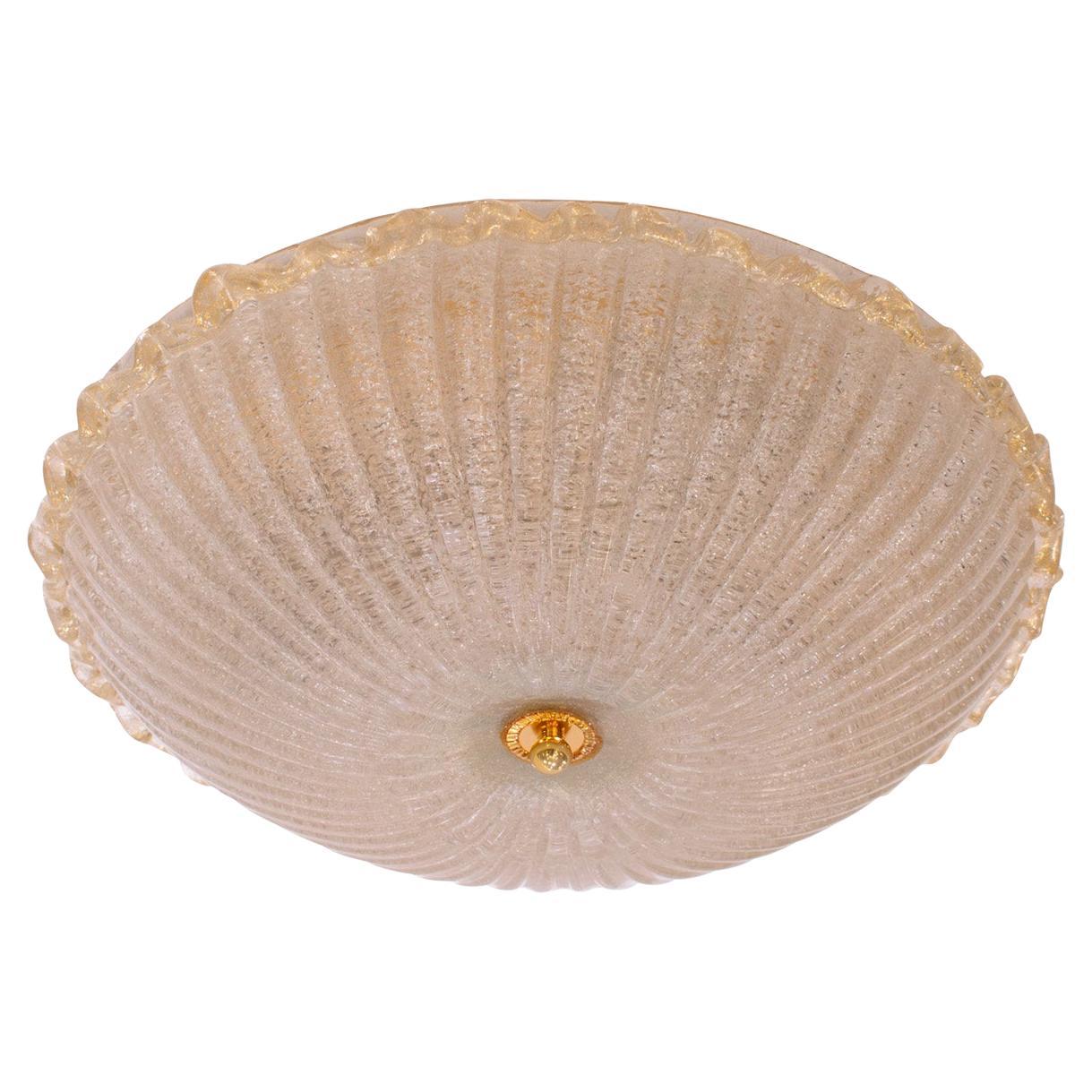 Elegant Italian Artisan Glass Flush Mount Ceiling Fixture 1990 en vente