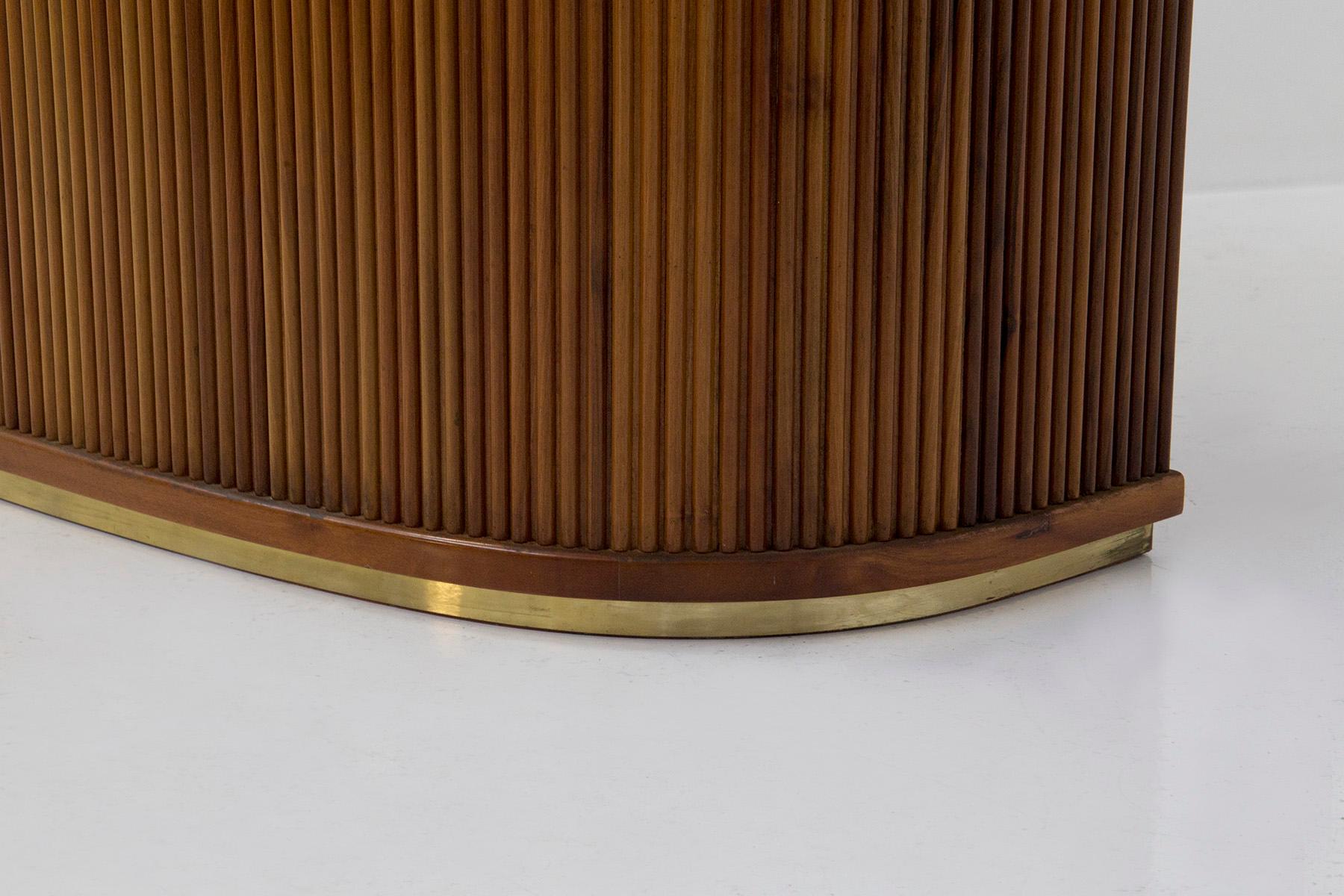 Elegant Italian Bar Console Table by Giorgetti in Wood and Brass In Good Condition In Milano, IT