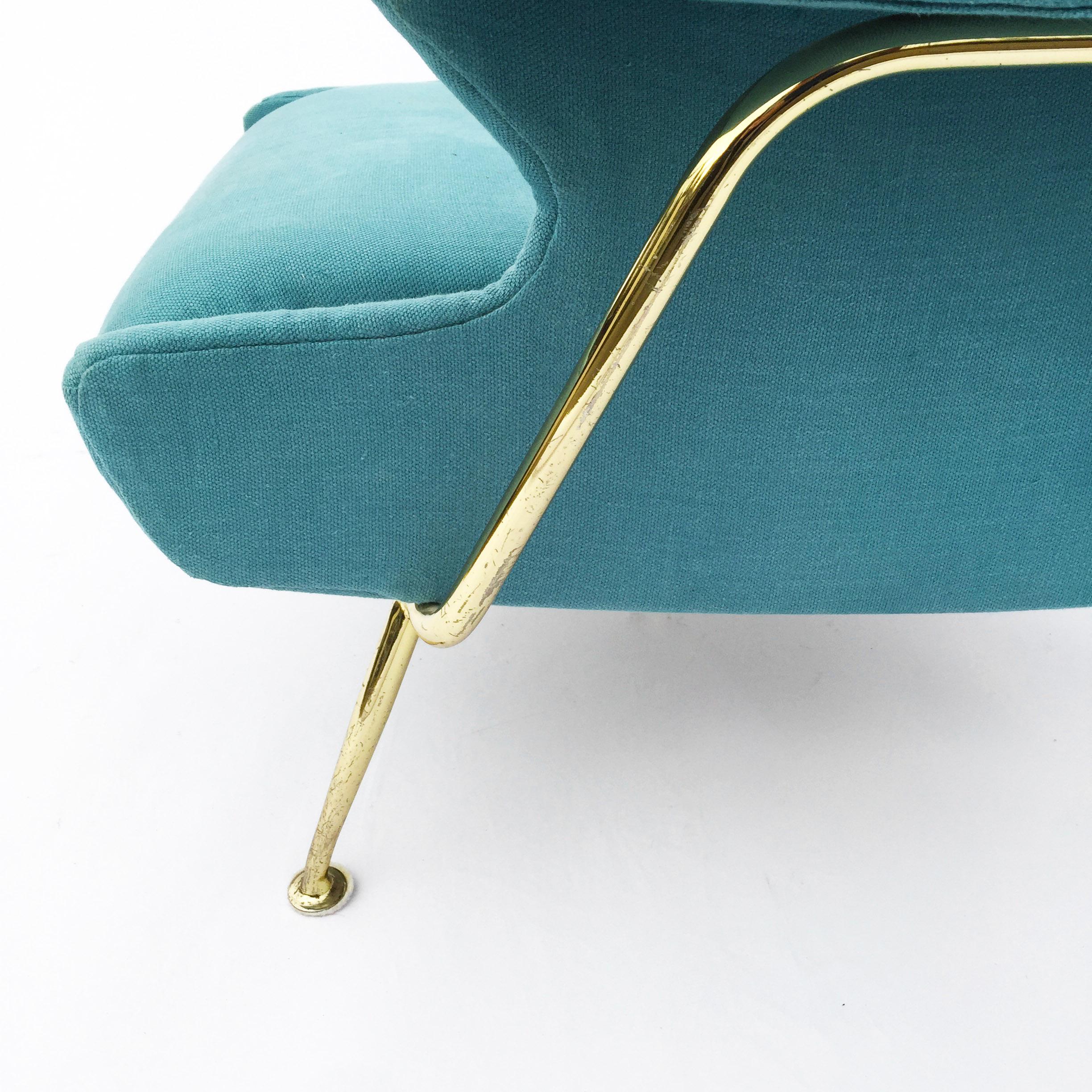 Elegant Mid-Century Italian Brass Framed Lounge Armchair, 1950s Hollywood  For Sale 2