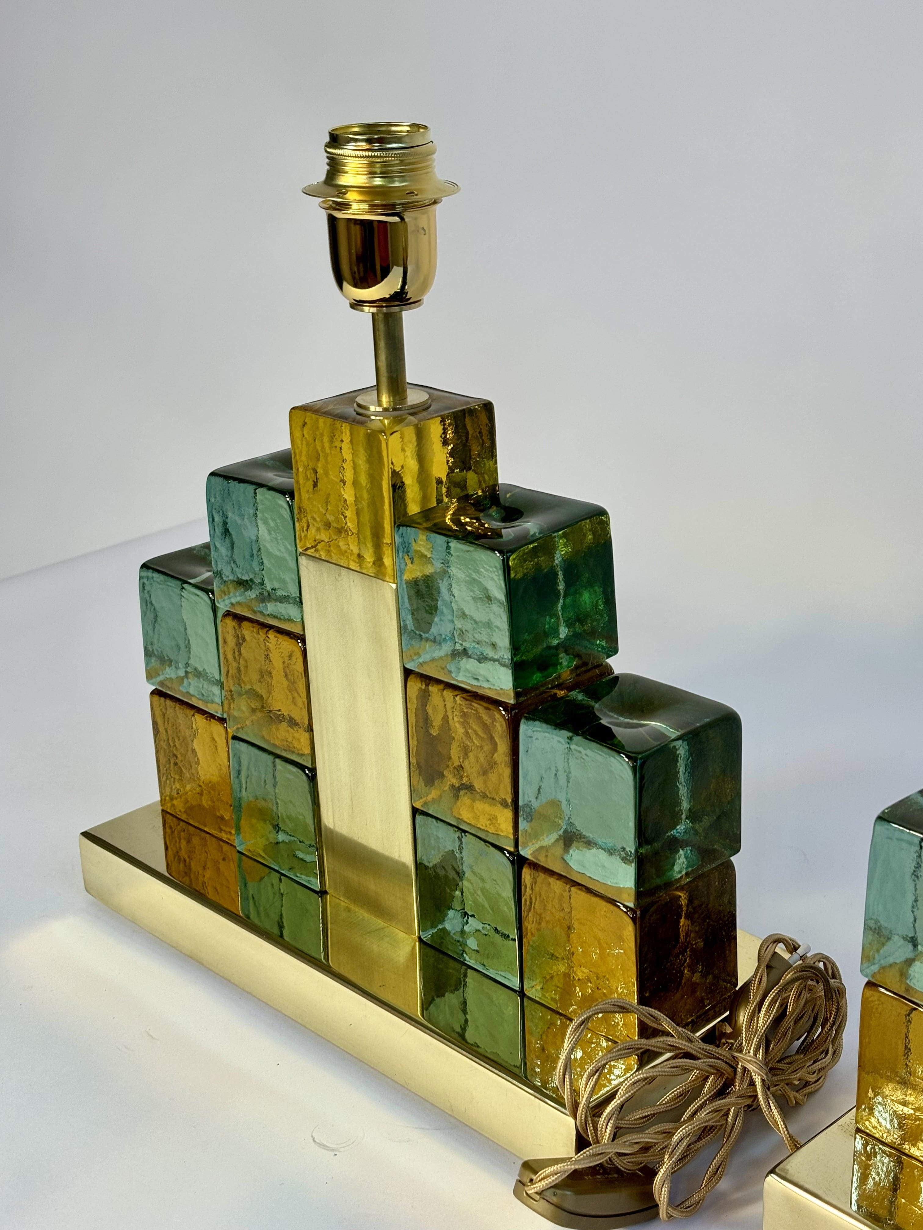 Eleganti lampade a cubo in ottone e vetro di Murano - Design contemporaneo 5