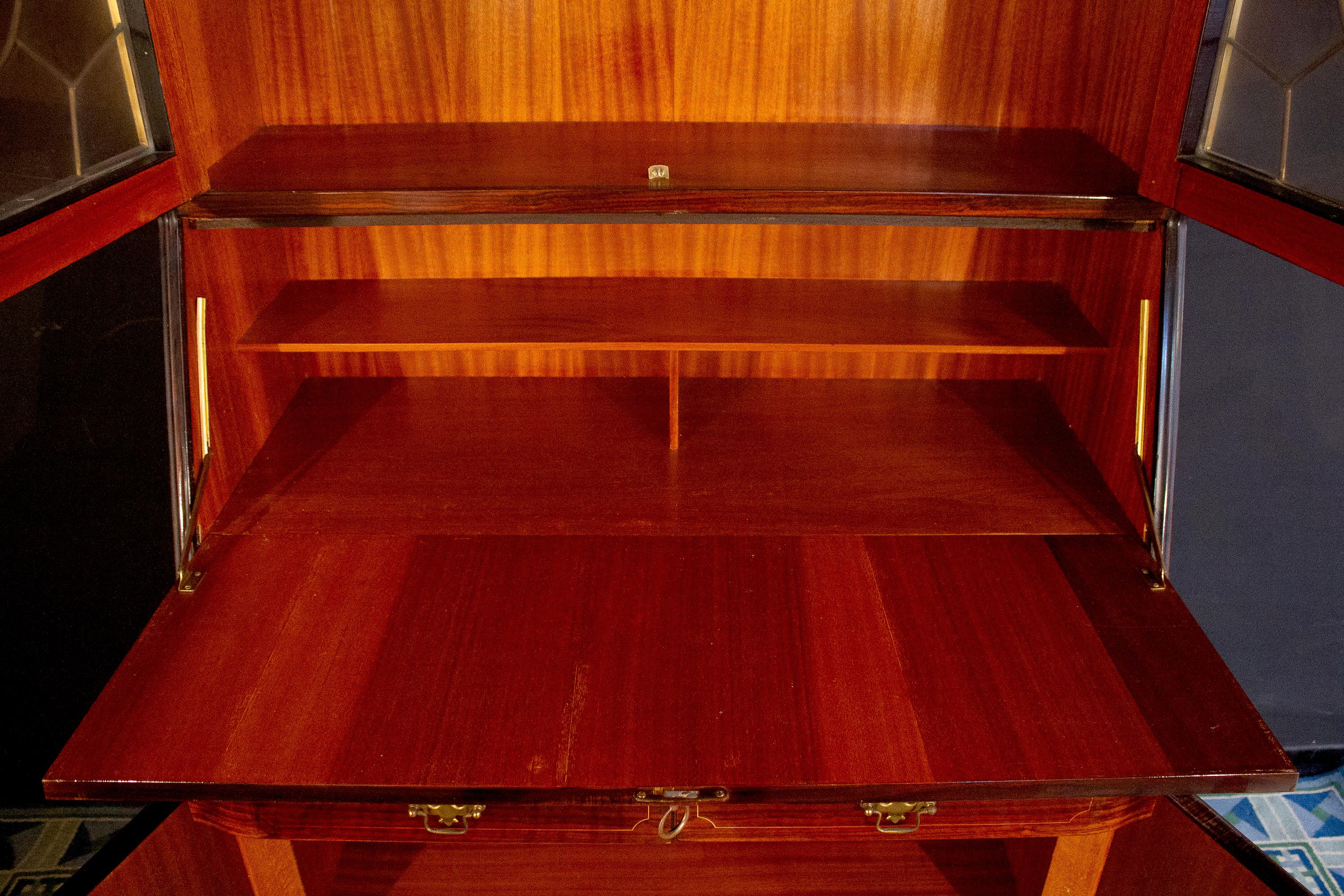 Elegant Mid-Century Italian Cabinet Bookcase, 1950s For Sale 3
