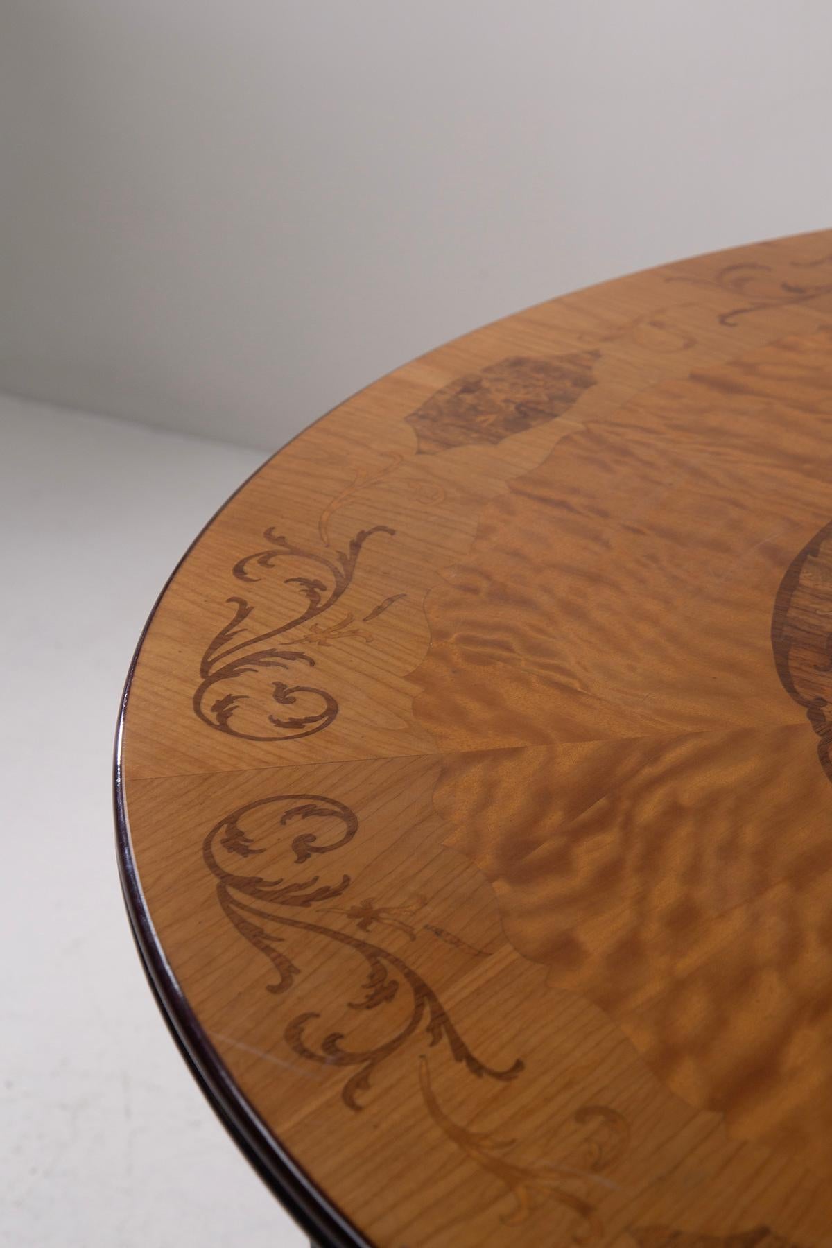 Elegant Italian Chiavarino Table with inlaid wood or Grand Foyer For Sale 3