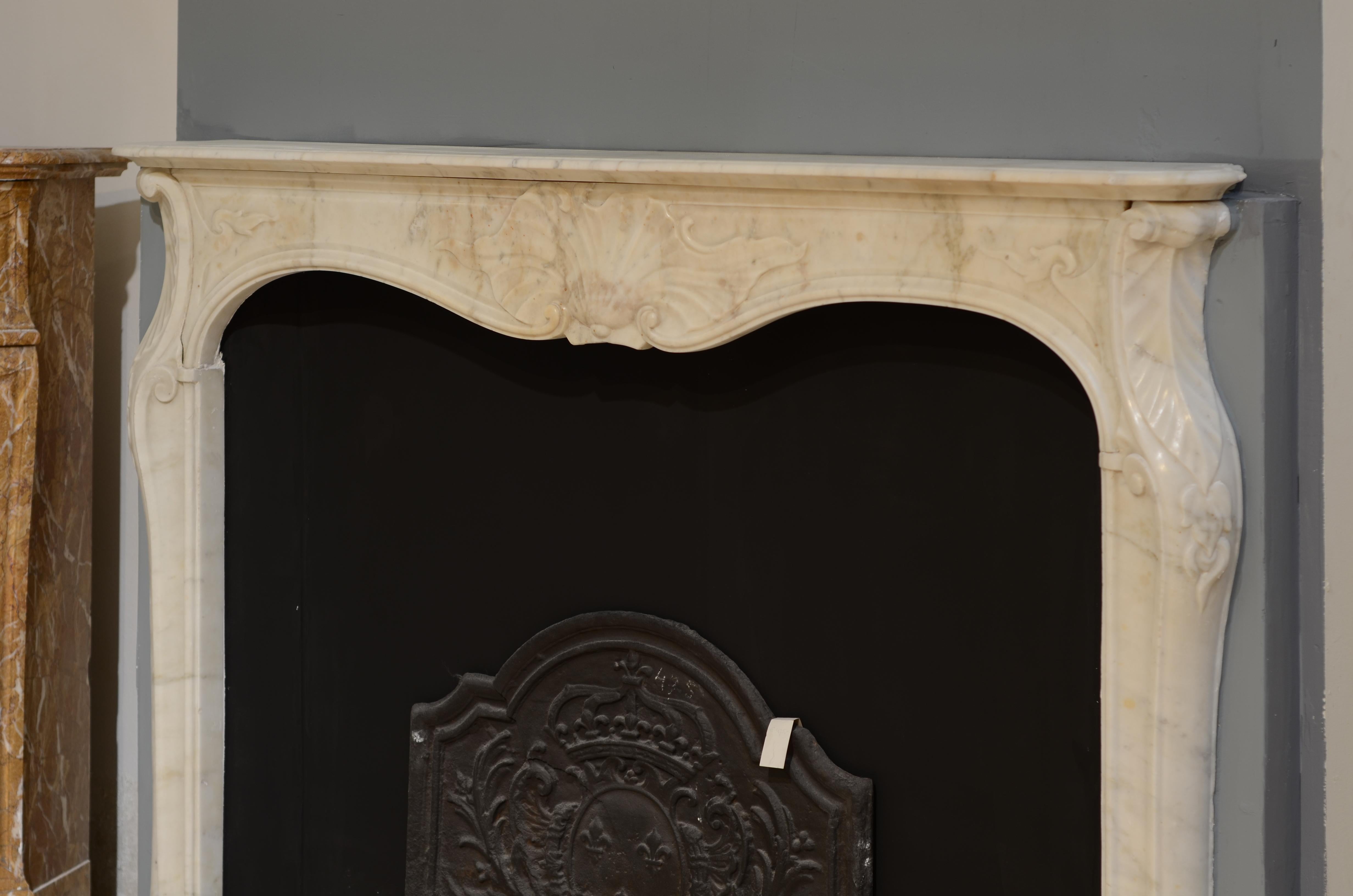 Elegant Italian Fireplace Mantel For Sale 2