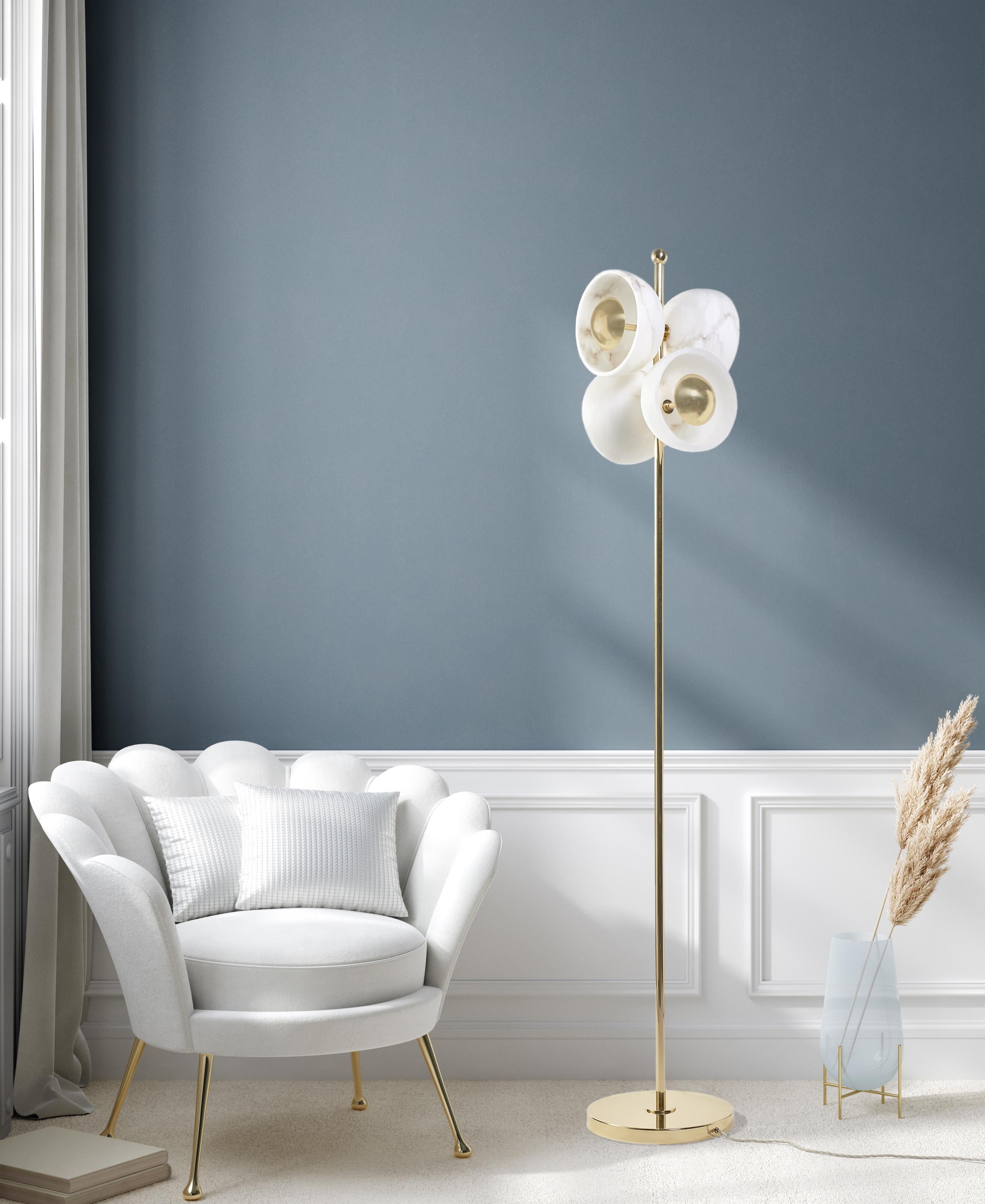 Contemporary Elegant Italian Floor Lamp 
