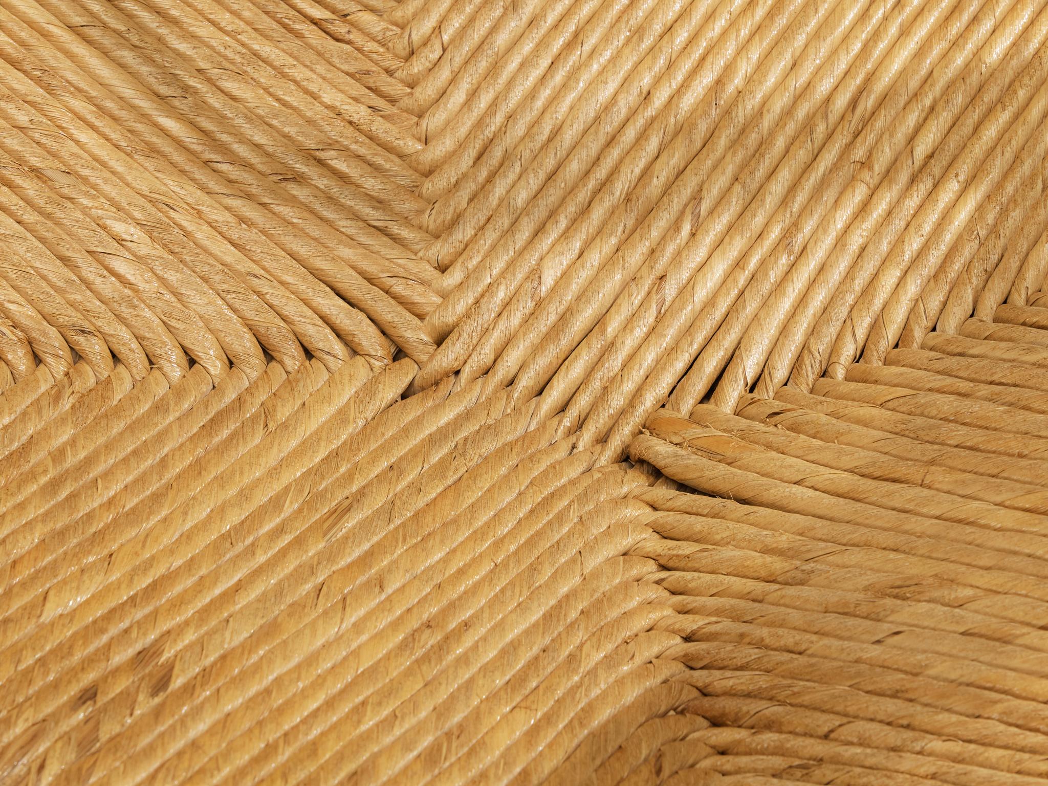 Eleganza delle sedie da salotto italiane in Wood e paglia degli anni '50 in vendita 2