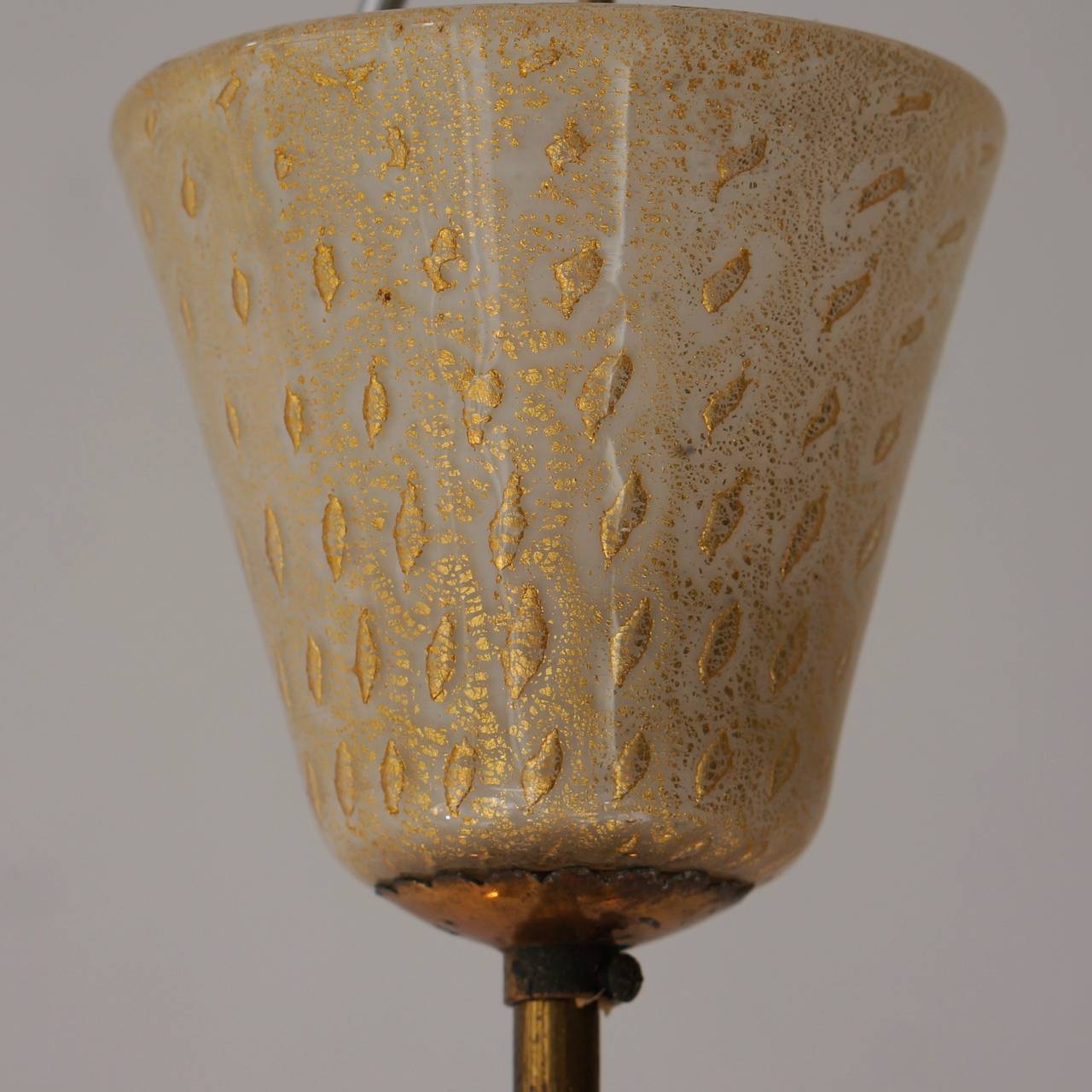 Laiton Lustre italien élégant en verre de Murano doré et laiton de Barovier & Torso en vente