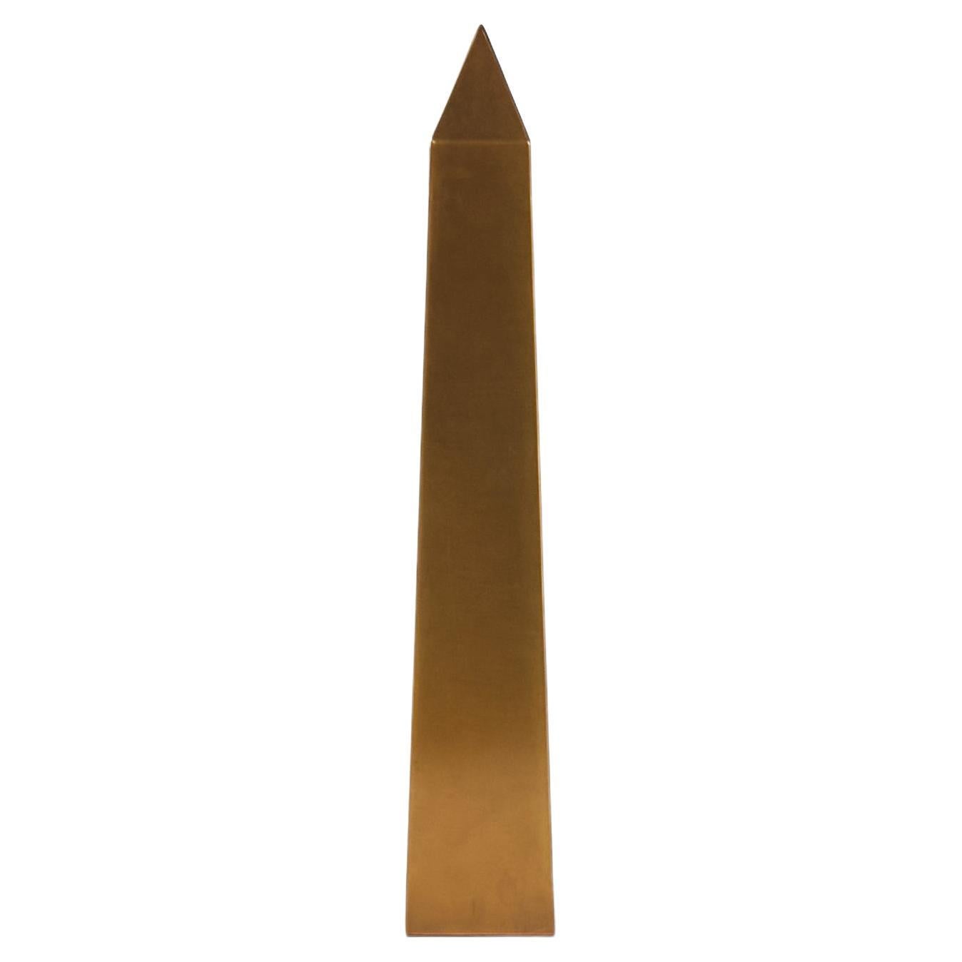 Elegante Obelisco Italiano de Bronce