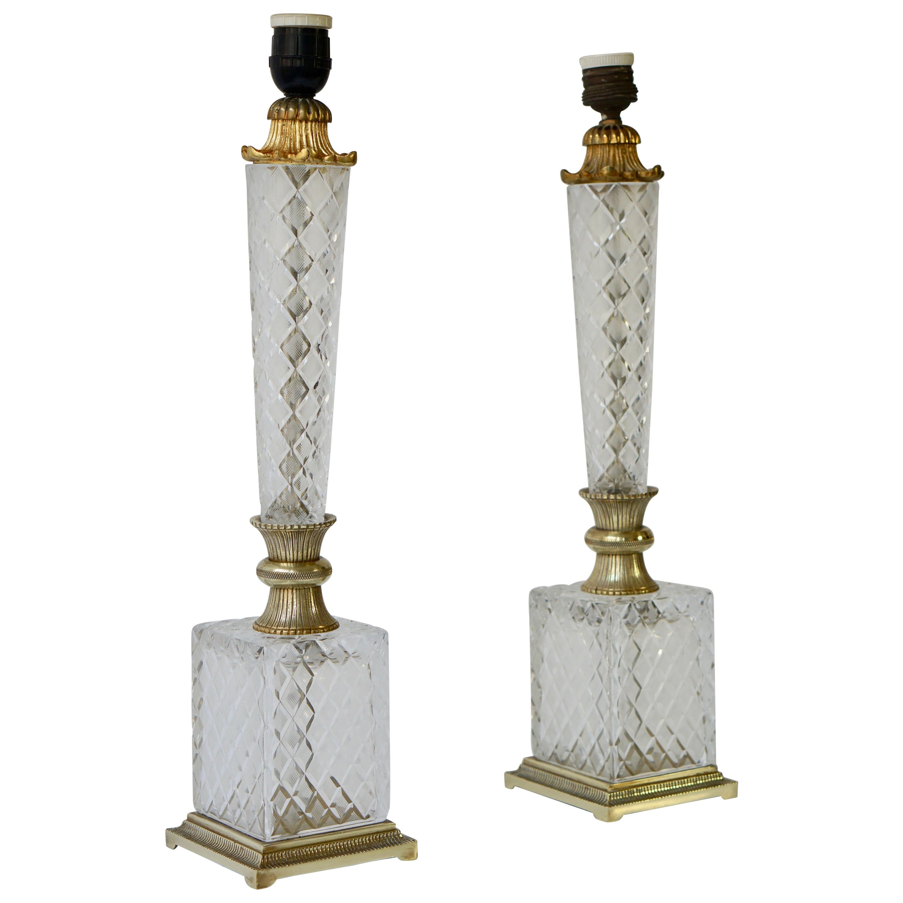 Elegant Italian Pair of Doré Bronze Cut Crystal Ormolu Column Neoclassical Lamps