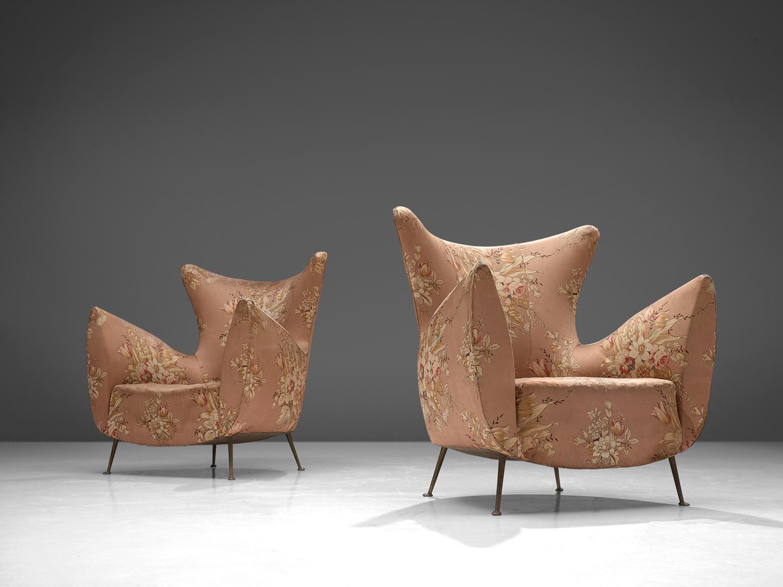 Mid-Century Modern Elegant Italian Pair of Lounge Chairs in Pink Floral Upholstery