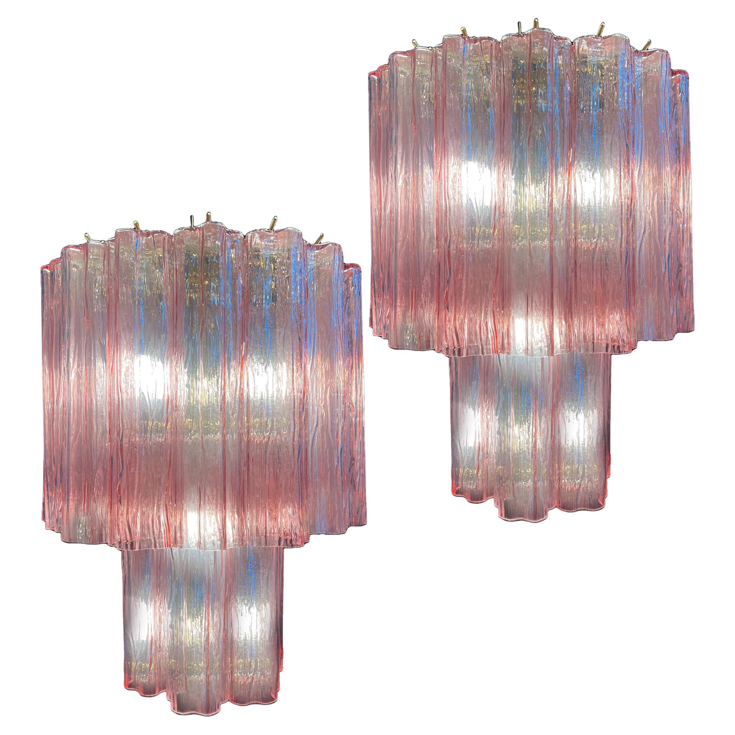 Chandelier of refined elegance. Pink is charming and sophisticated. Made of pure Murano glass elements. A larger version is also available. Also available for 220 volts outside the USA.