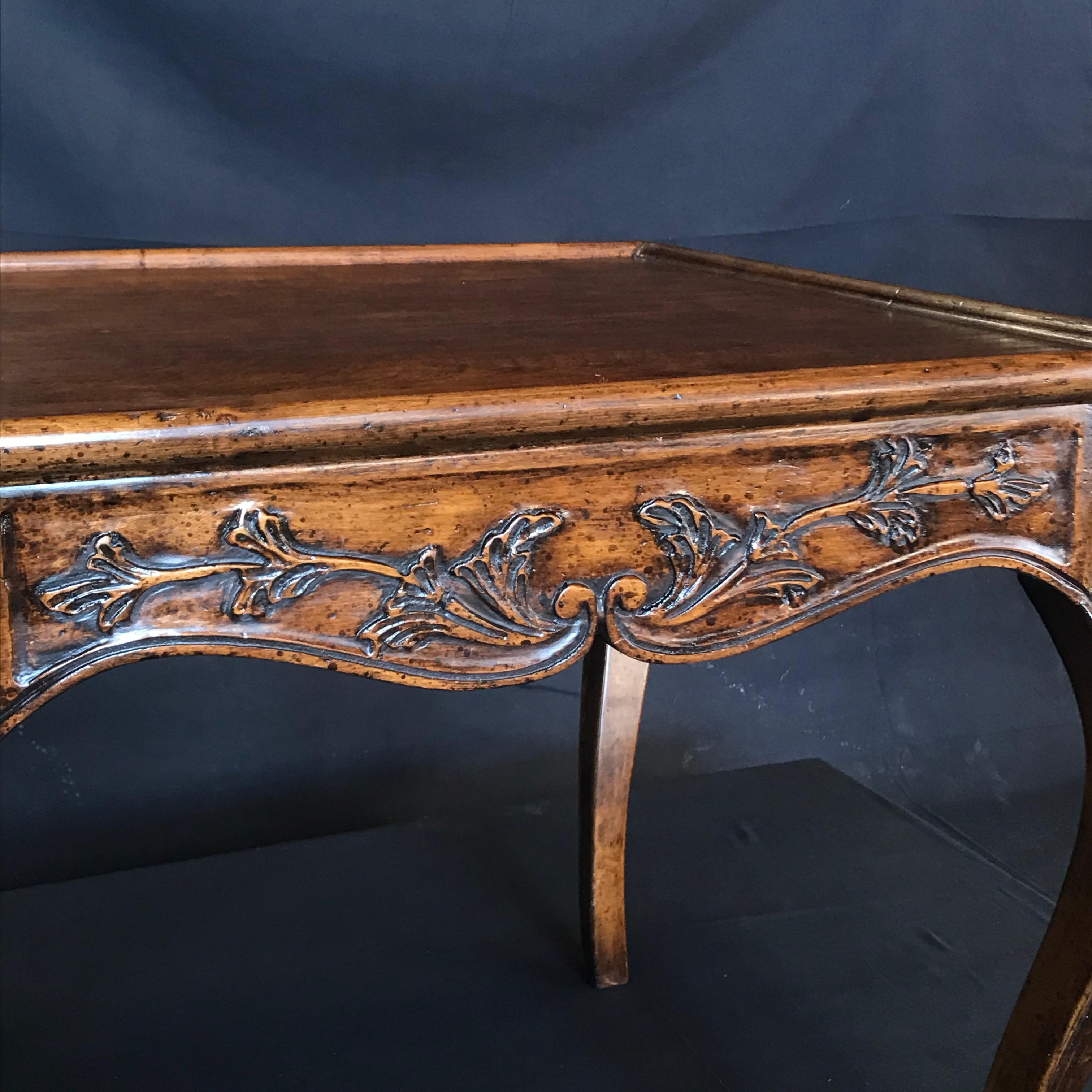 Elegant Italian Regency or Louis XV Style Carved Walnut Side Table 4