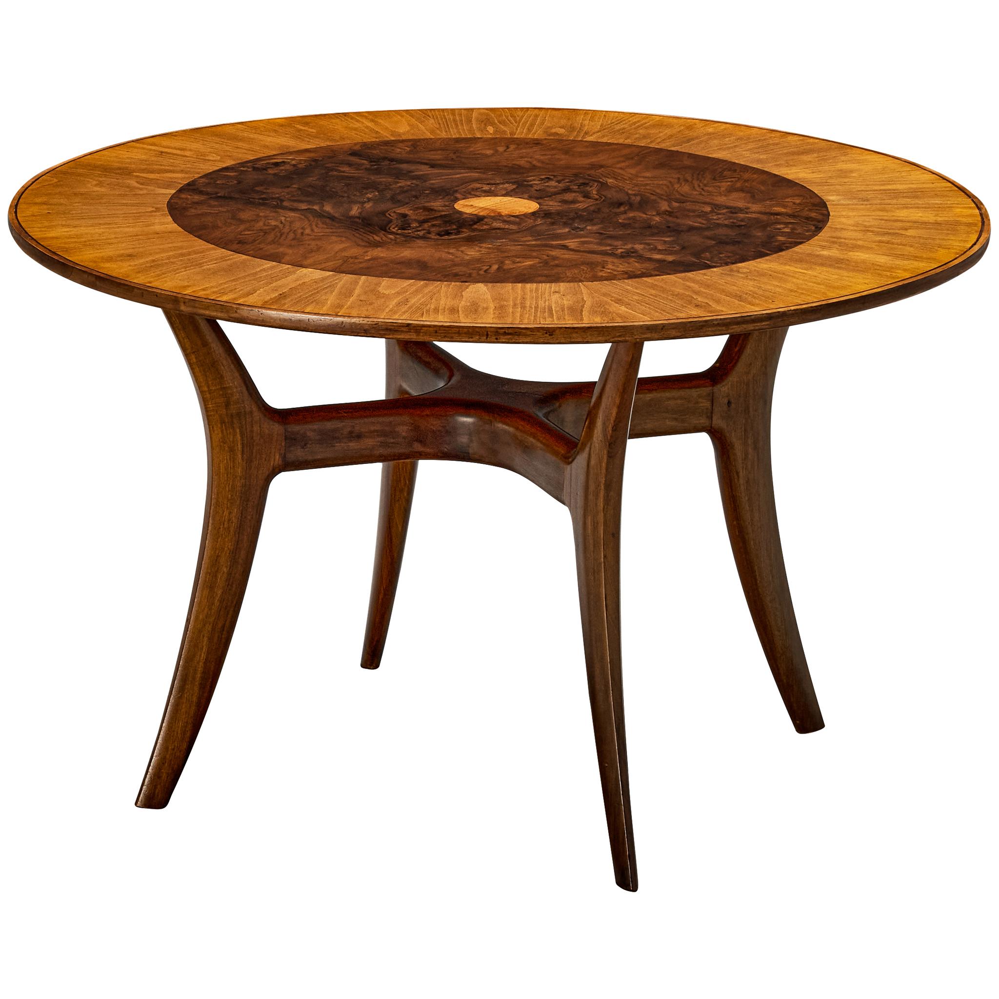 How high should a dining table be?