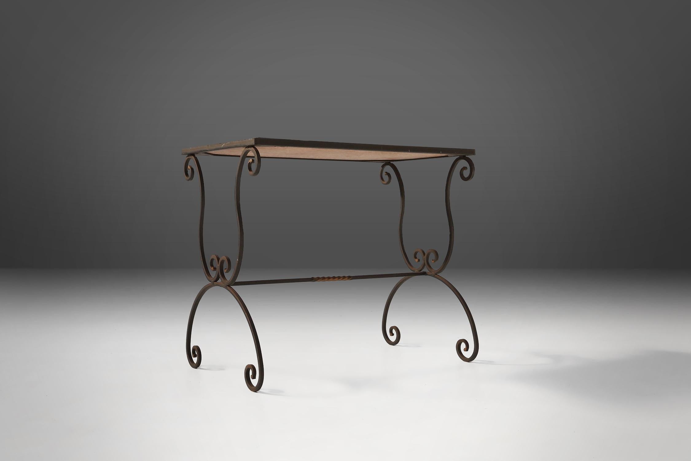 Painted Elegant Italian side table with wrought iron base and decorated ceramic tales, 1 For Sale