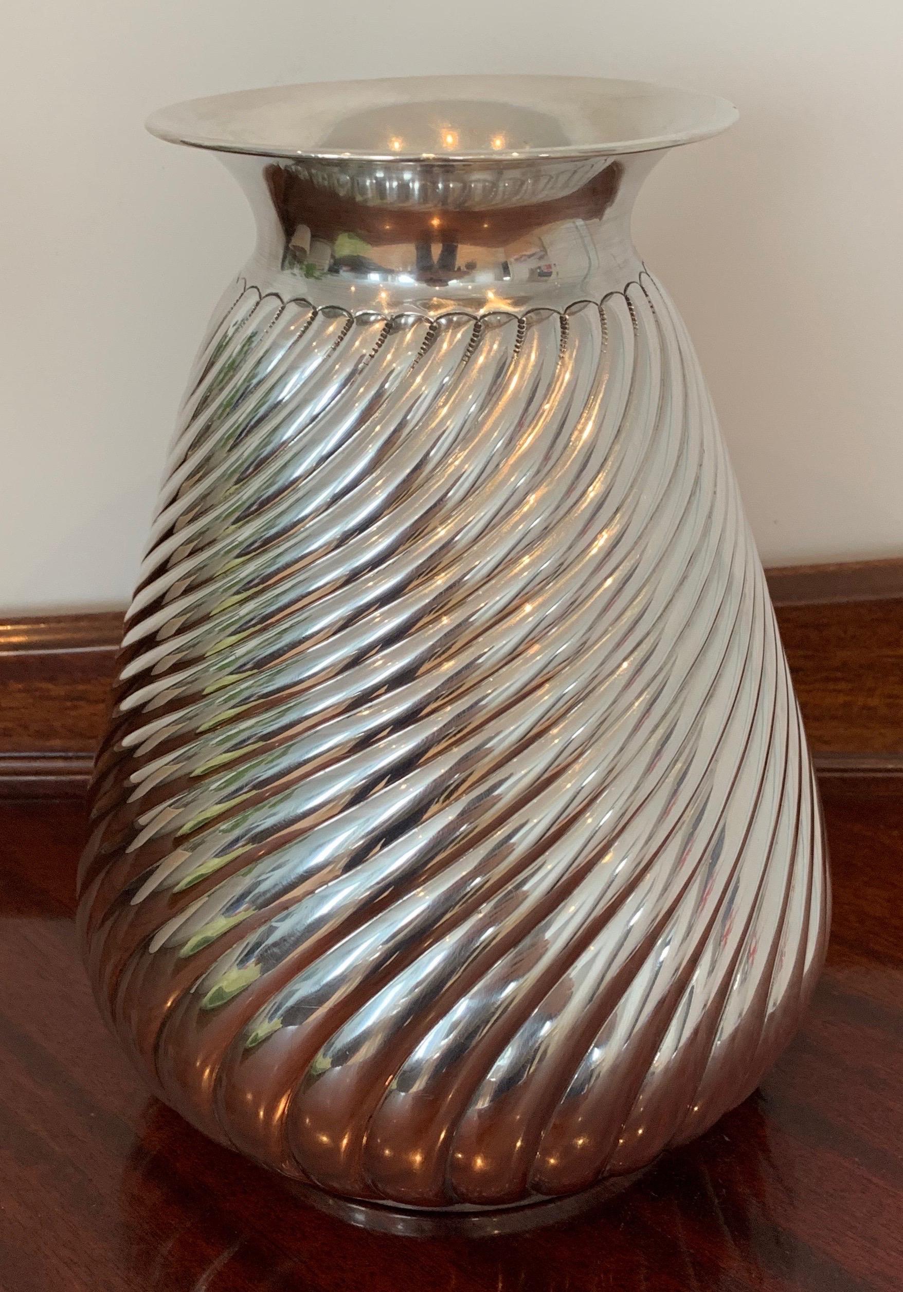 Elegant silver vase. Stamped with a maker mark and 800 silver mark.