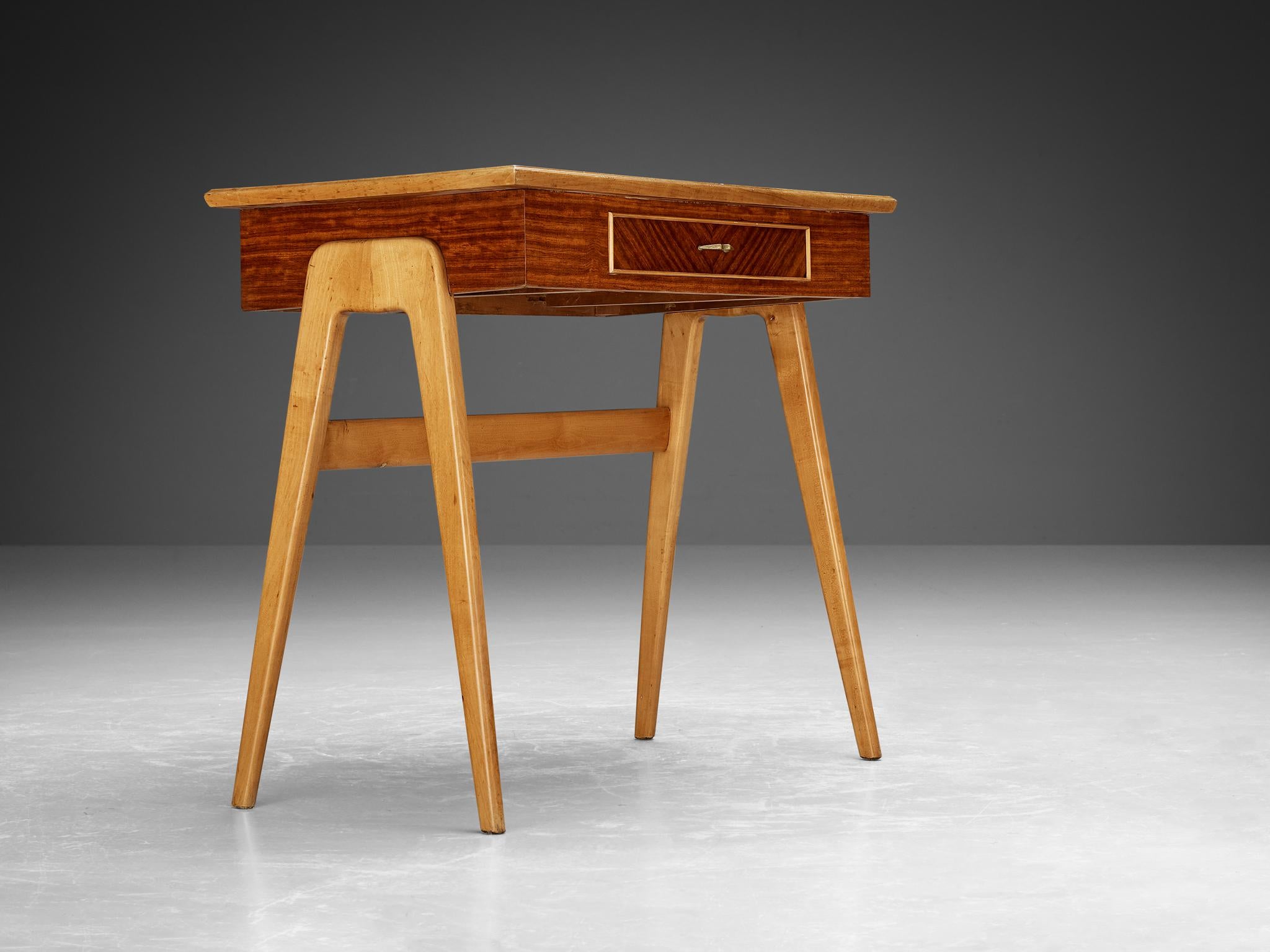 Mid-20th Century Elegant Italian Small Desk in Cherry and Mahogany  For Sale