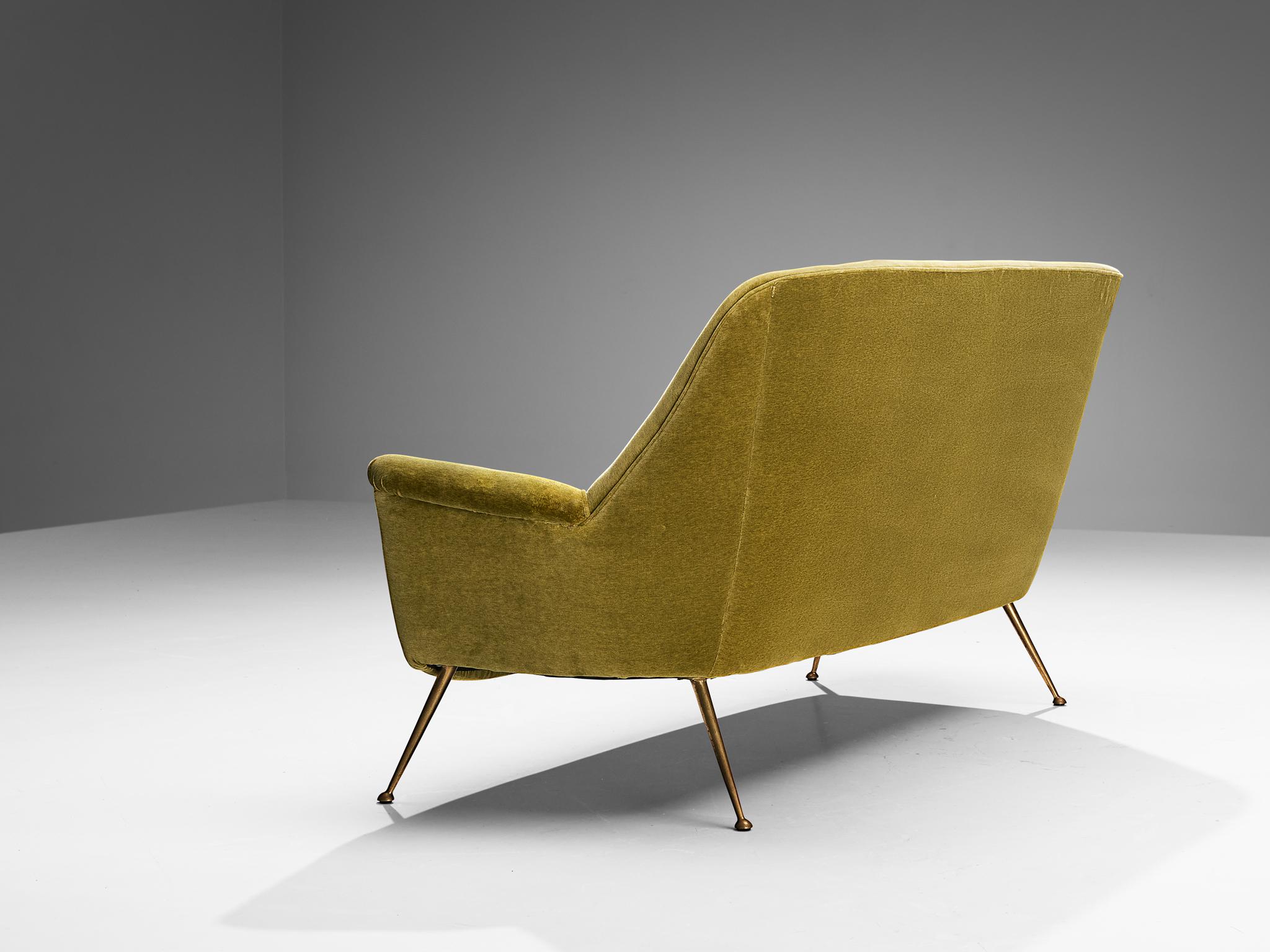 Elegant Italian Sofa in Moss Green Velvet and Brass  For Sale 3