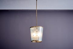 Elegante lampada a sospensione italiana con decorazione sabbiata