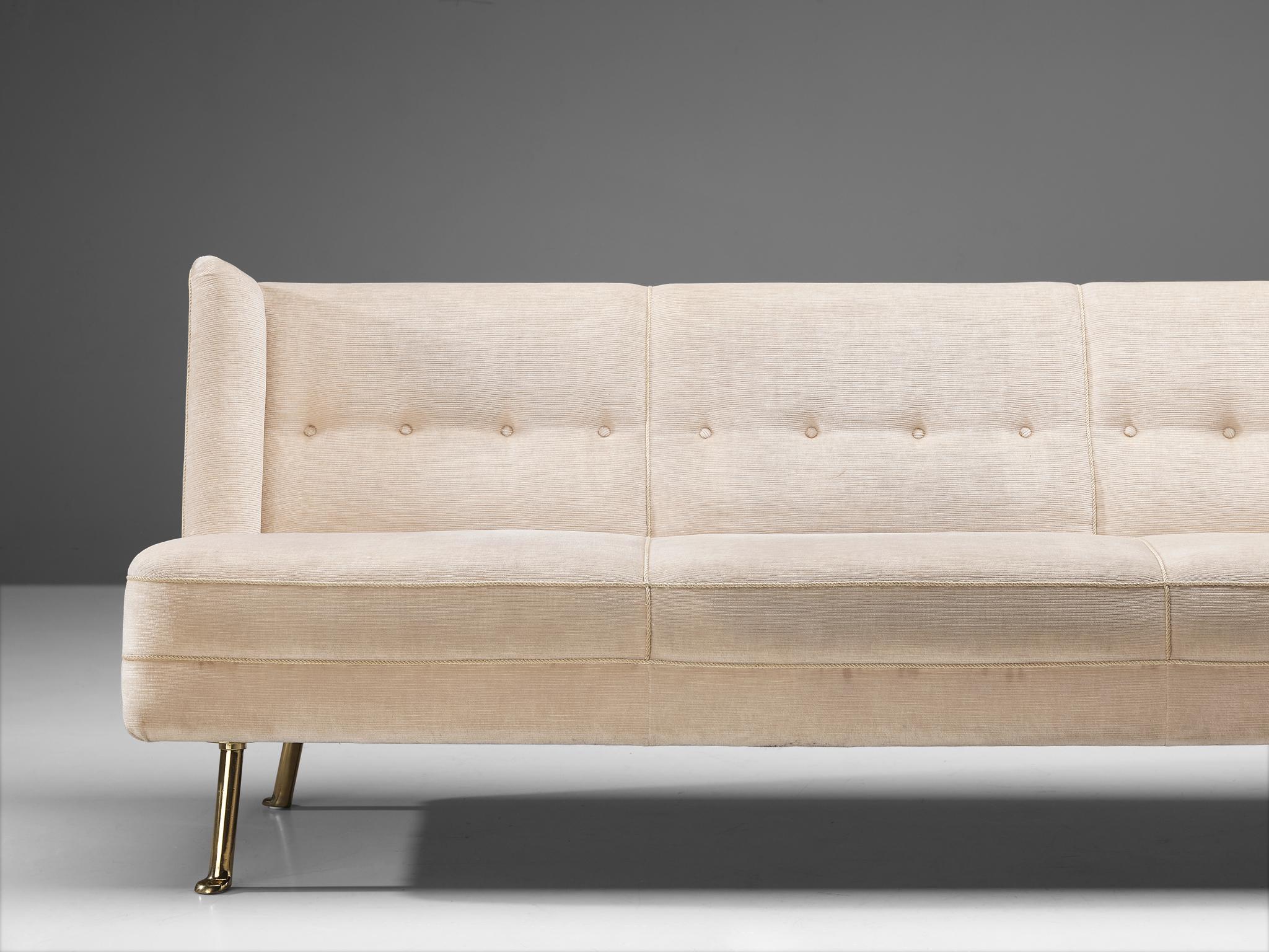 Elegant Italian Three-Seat Sofa in Cream Velvet In Good Condition In Waalwijk, NL