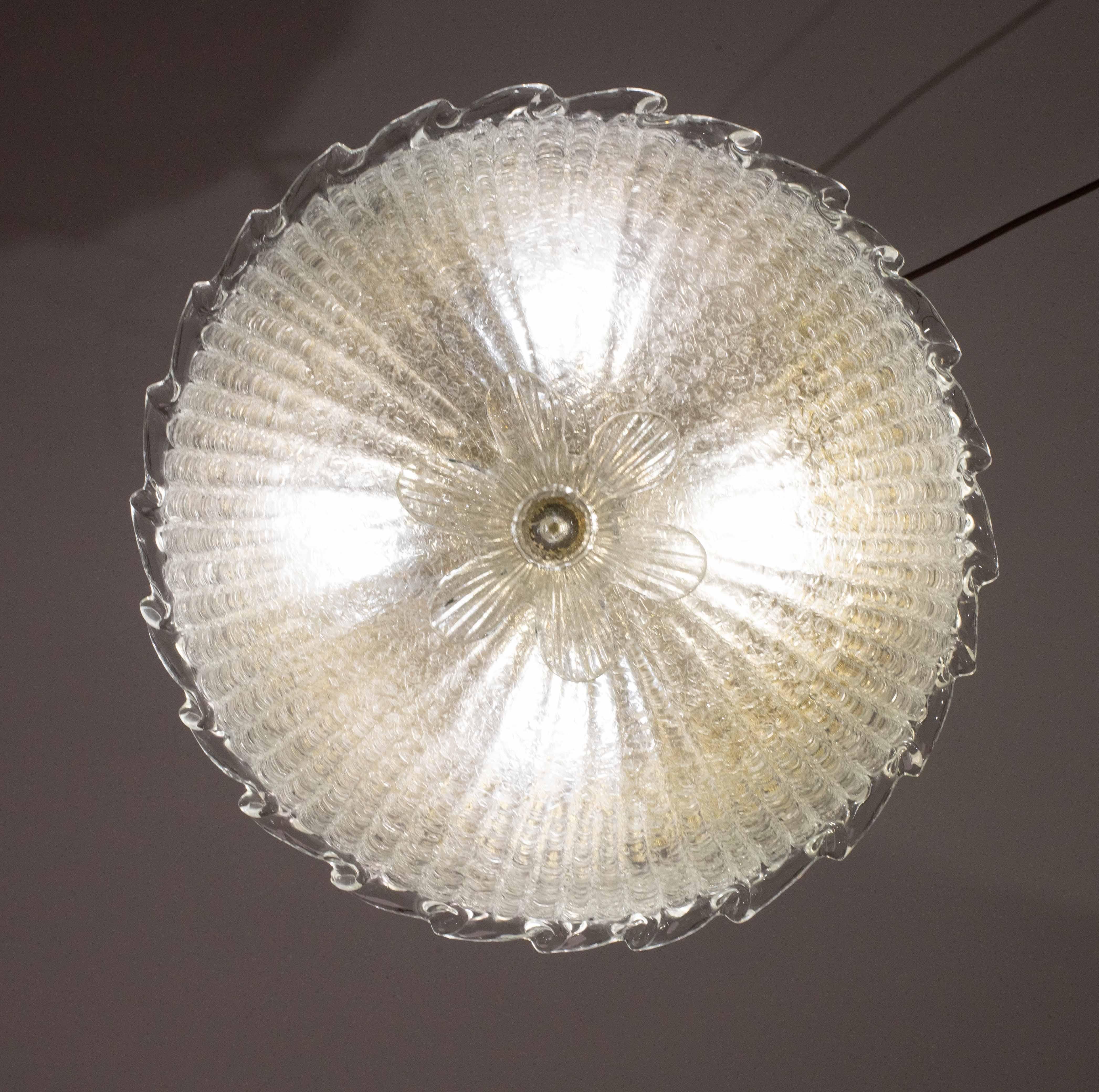 Late 20th Century Elegant Italian Transparent Murano Glass Ceiling with Flower For Sale