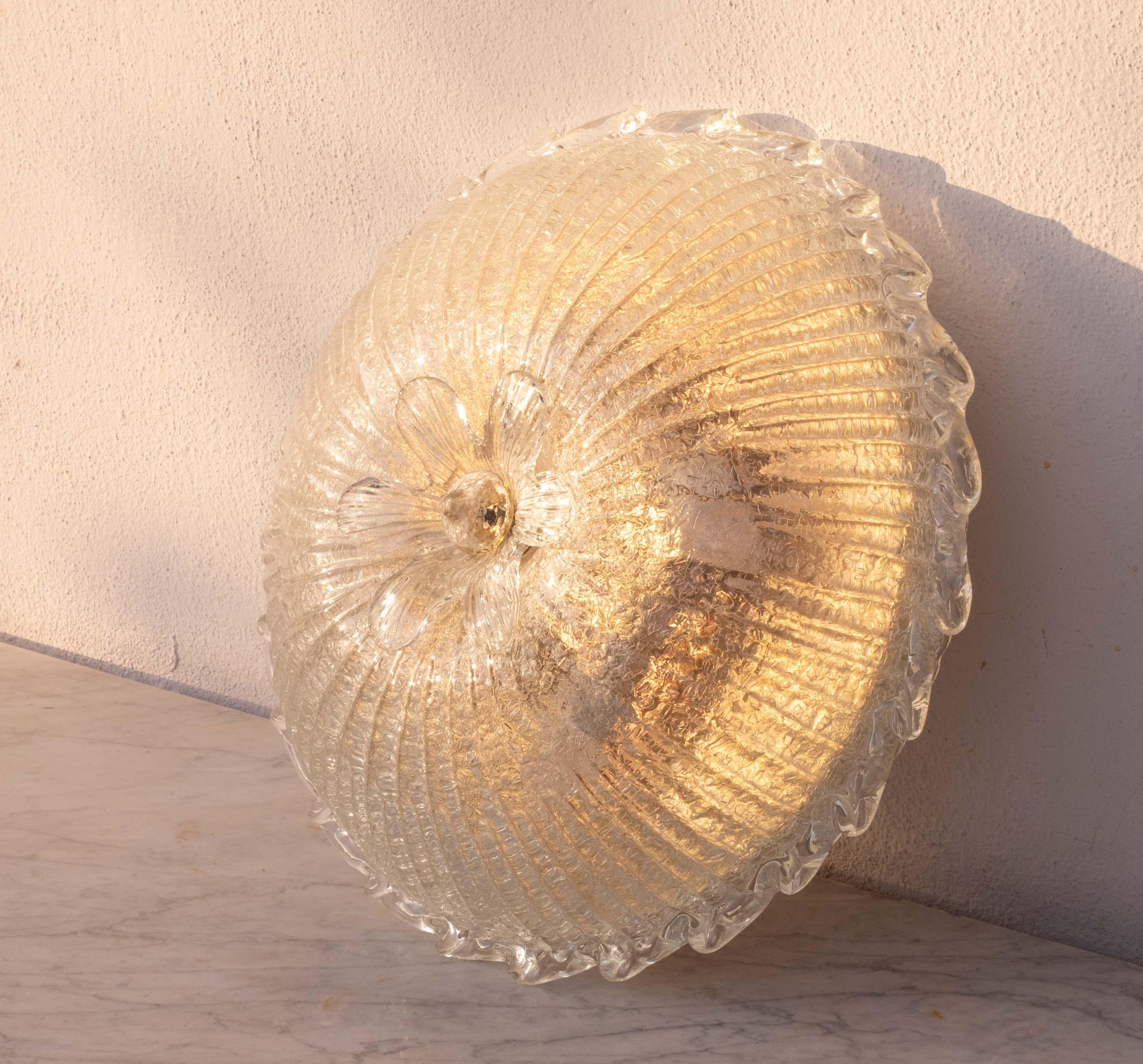 Elegant Italian Transparent Murano Glass Ceiling with Flower For Sale 1