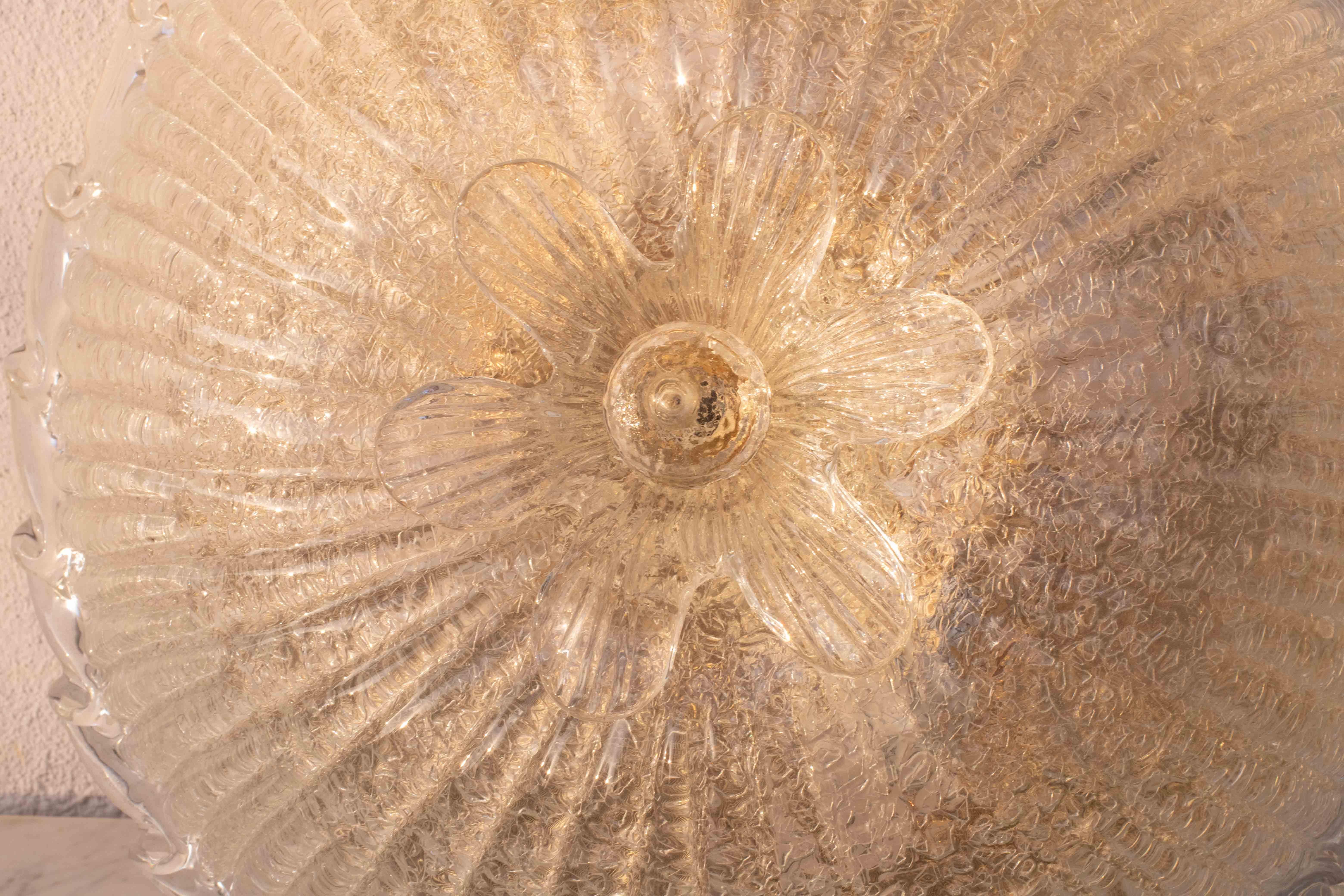 Elegant Italian Transparent Murano Glass Ceiling with Flower For Sale 2