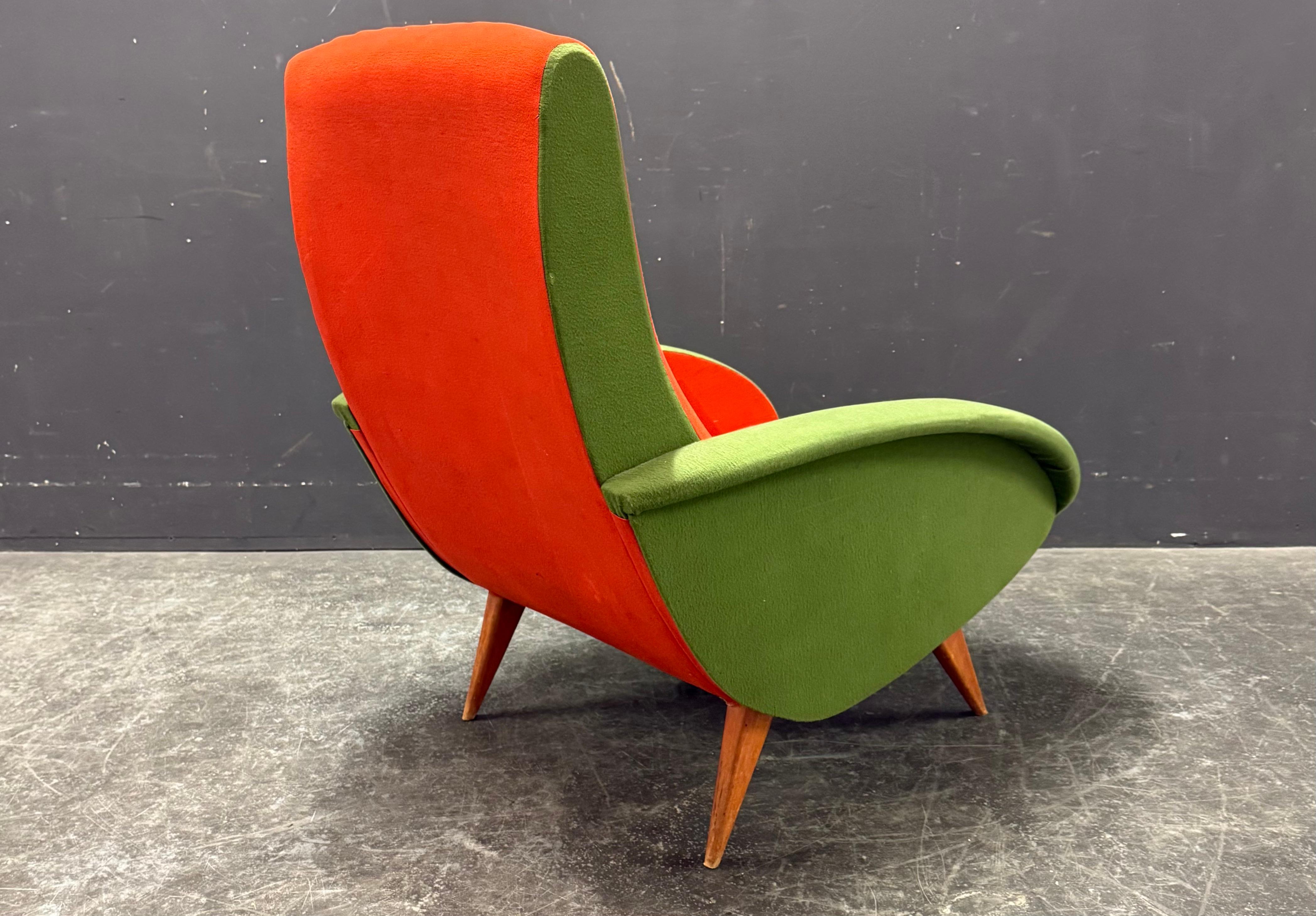 élégante chaise longue italienne. en vente 6