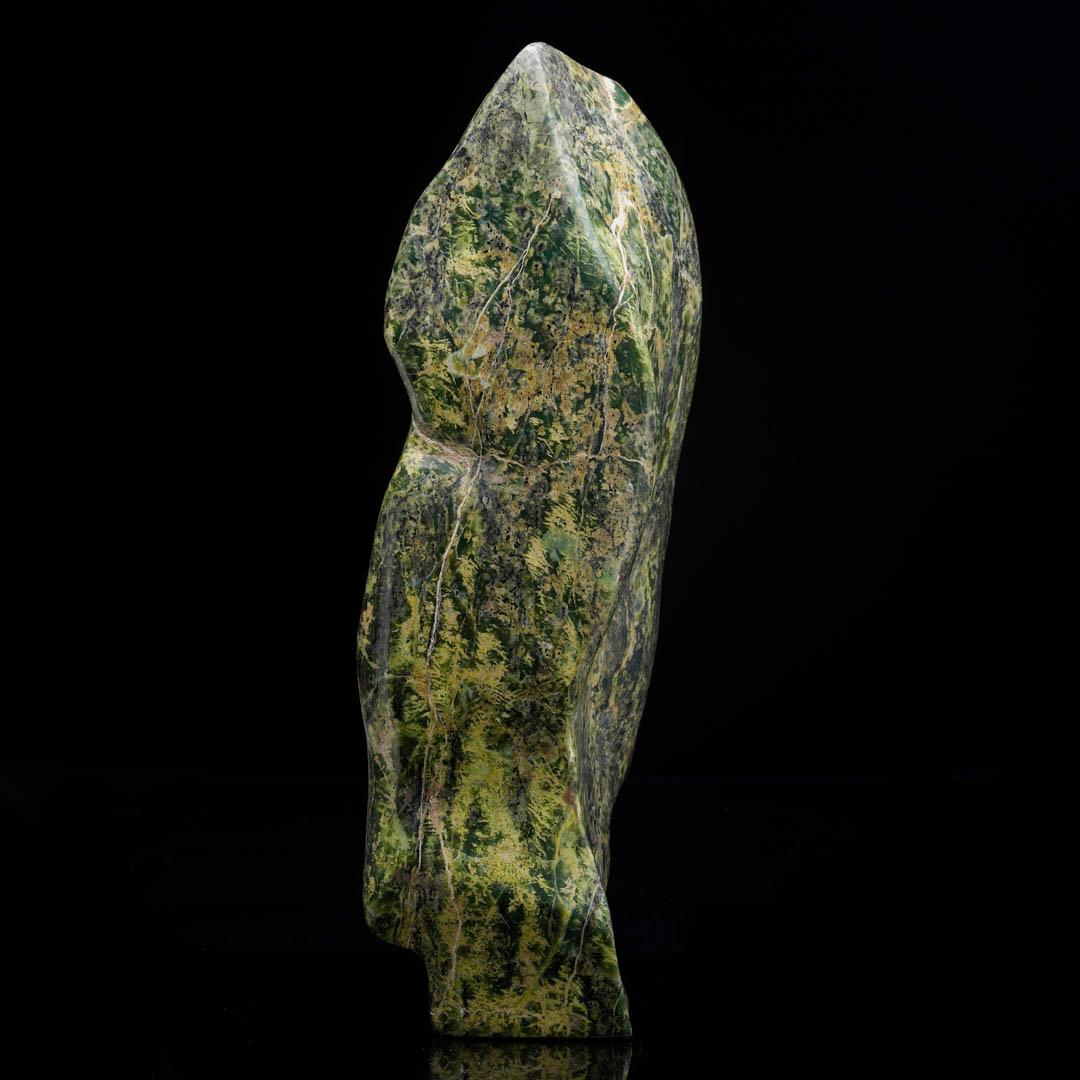 Polished Elegant Jade Freeform Sculpture from Pakinstan For Sale