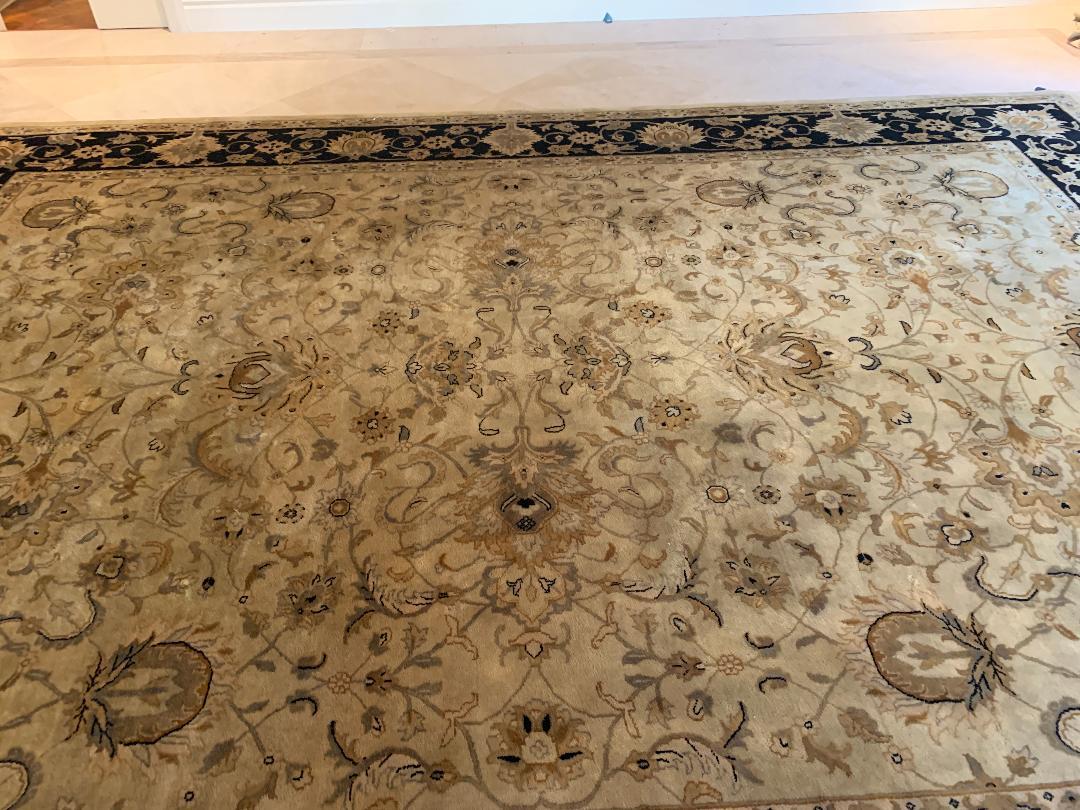 Elegant Handmade in India Wool Oriental Area Rug in the Serapi Style In Good Condition In Tustin, CA