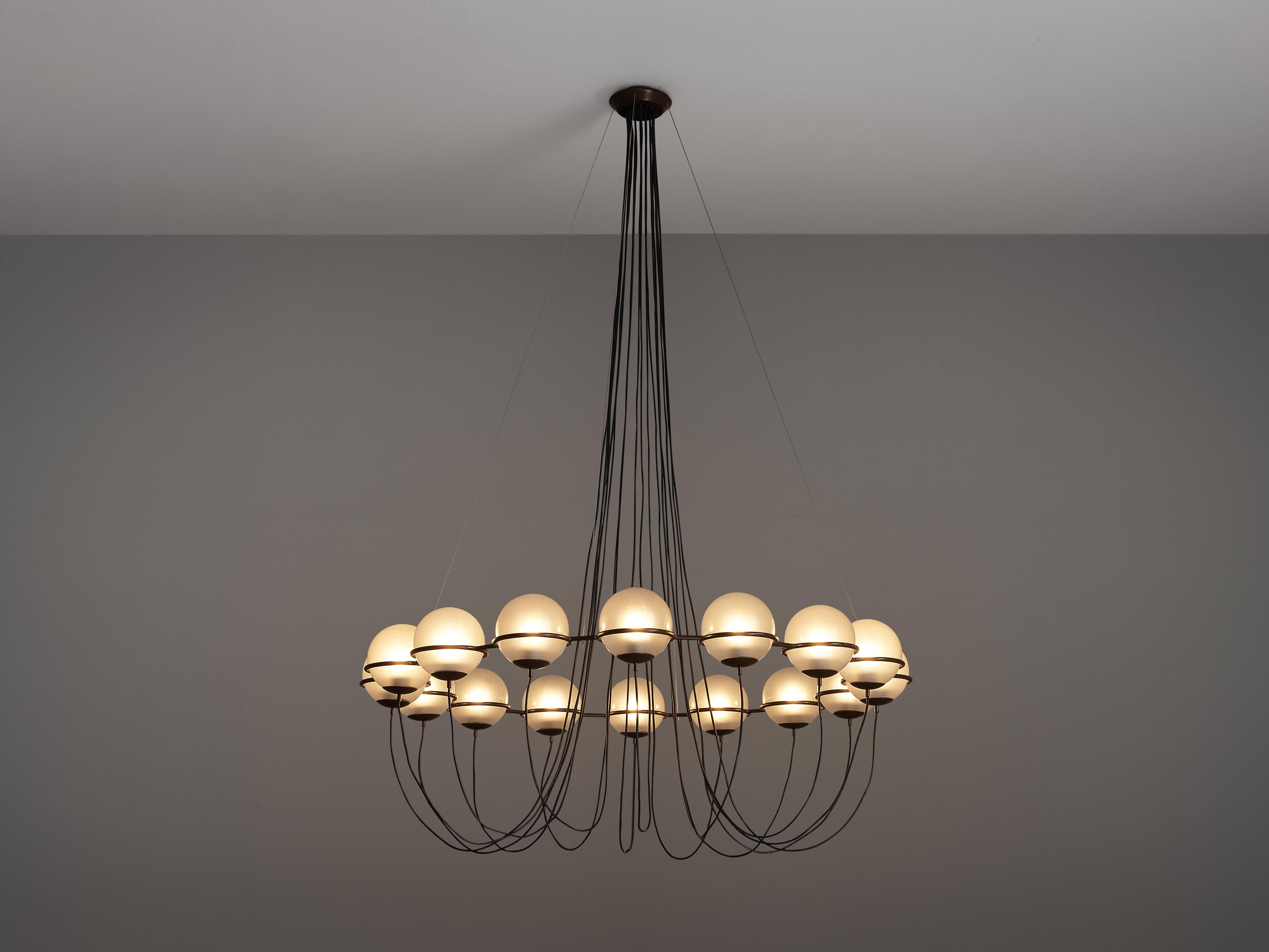 Elegant Large Chandelier in Metal and Glass 3