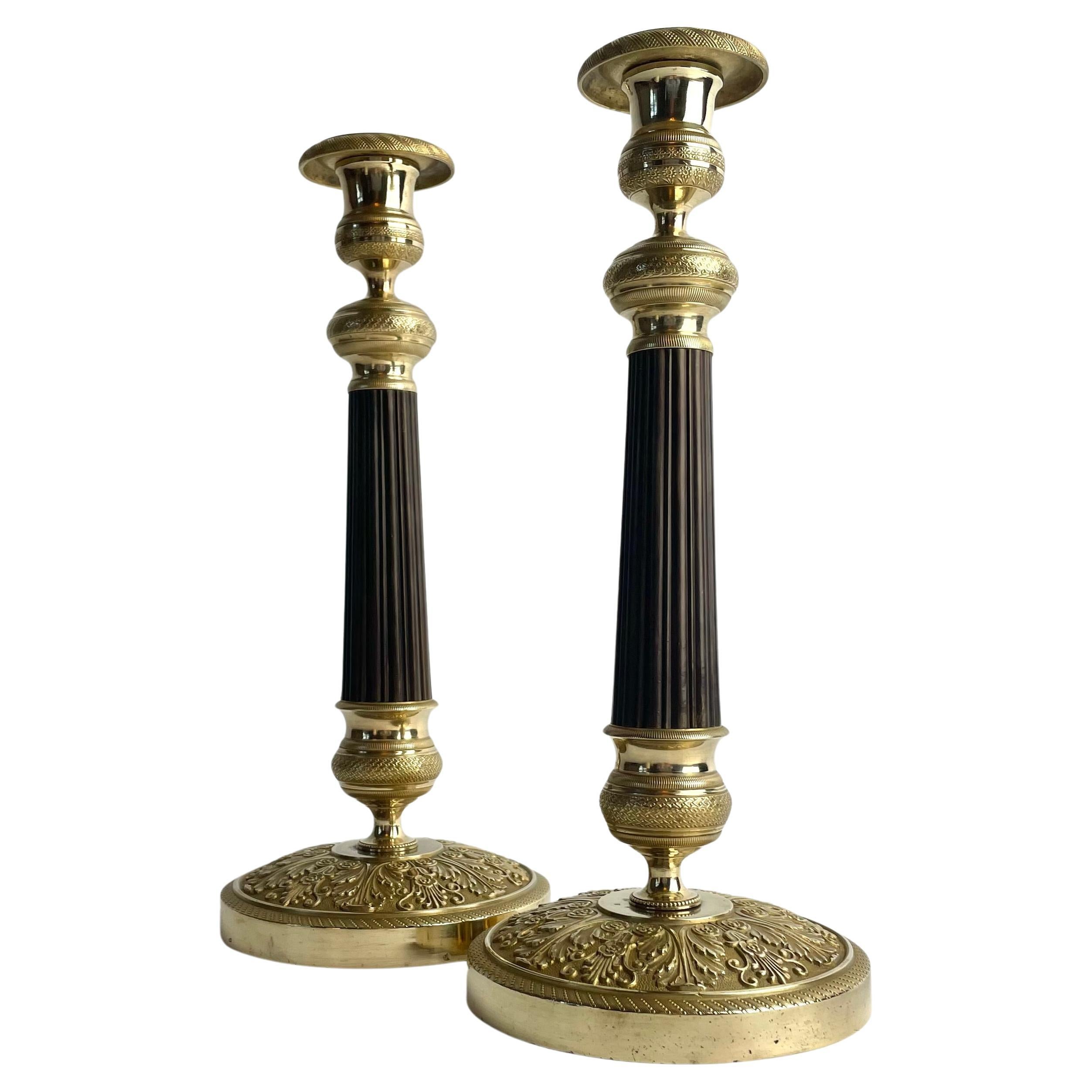 Eleganza dei grandi candelabri Impero in bronzo dorato e patinato, Francia, anni '20 del XIX secolo