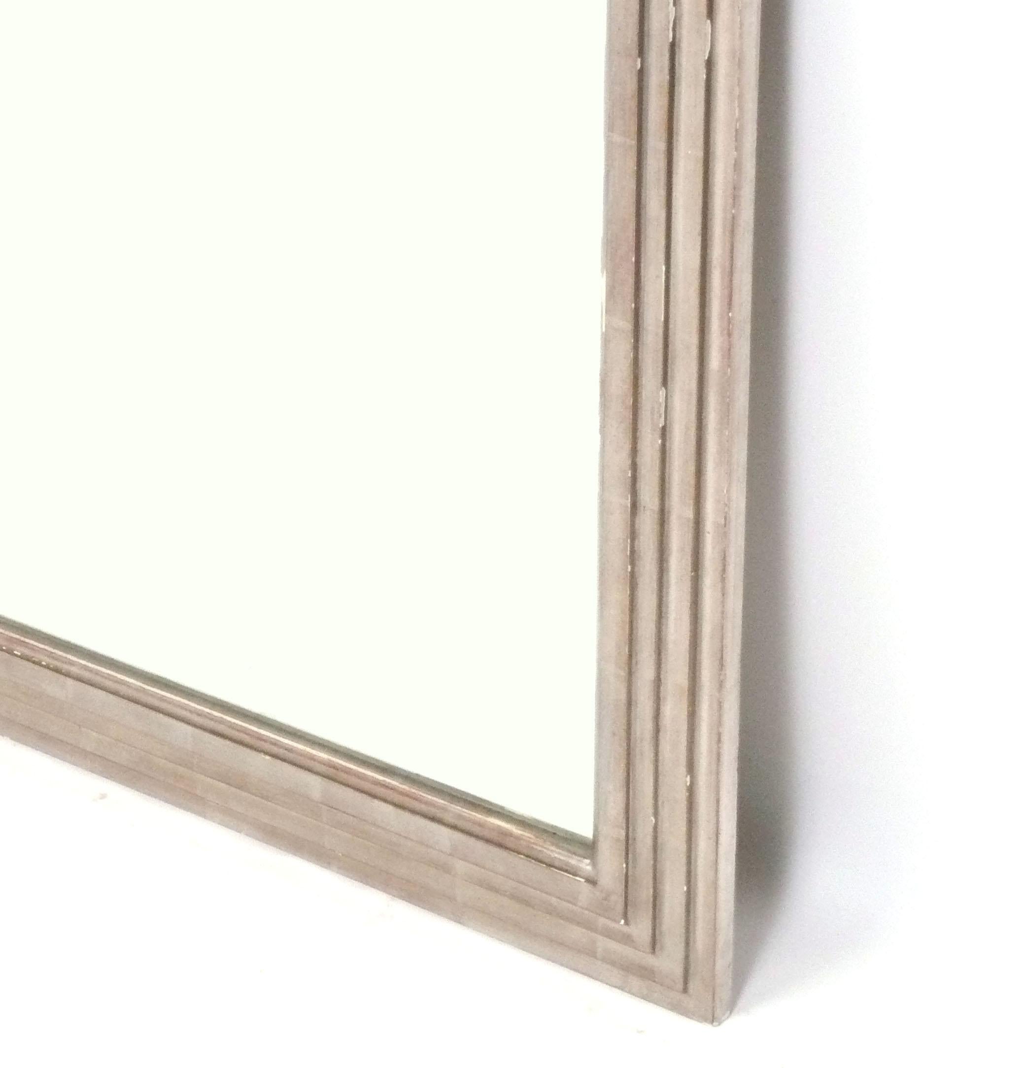 Metà XX secolo Elegante specchio in foglia d'argento di grandi dimensioni 72 