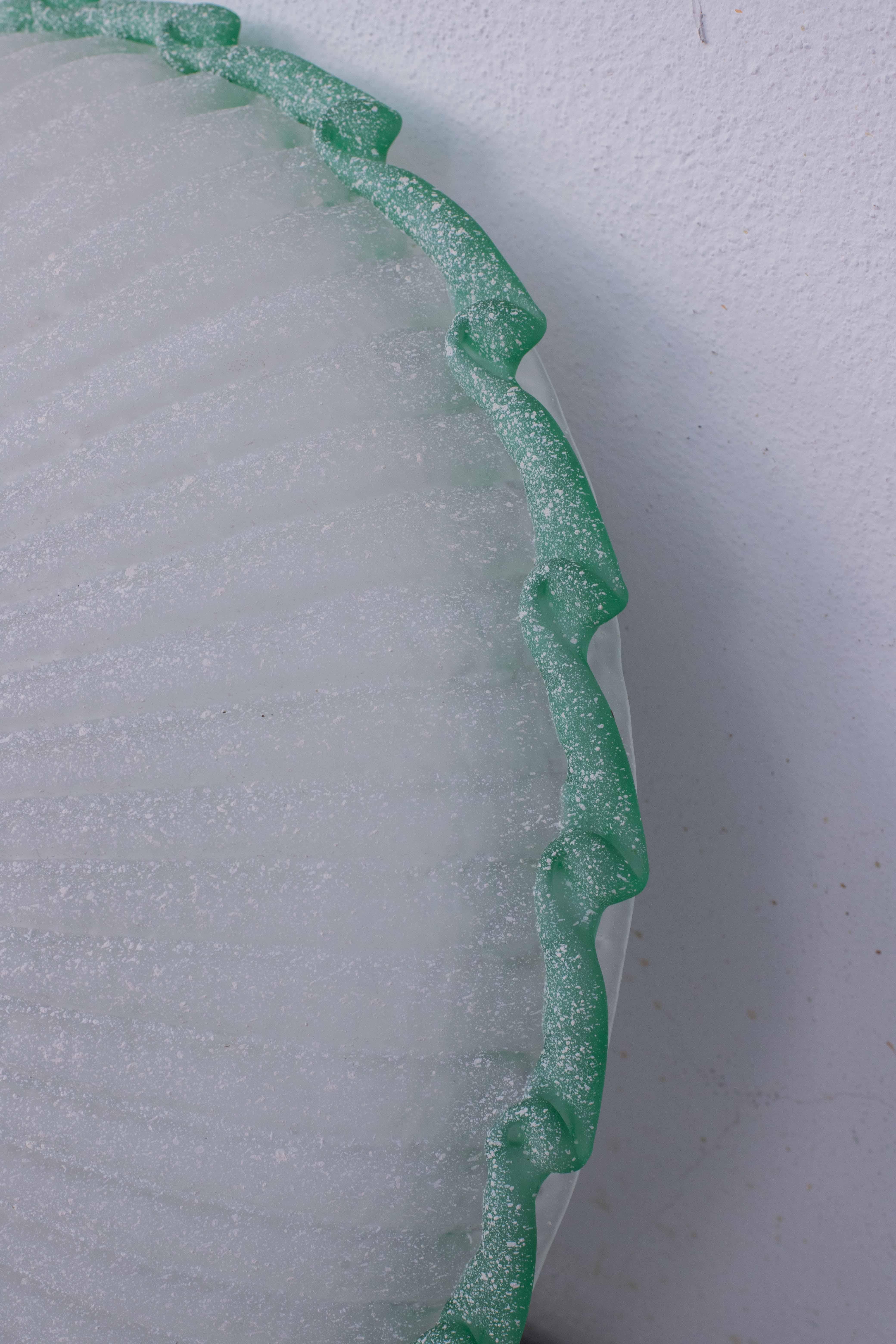 Eleganza di un fiore da soffitto di grandi dimensioni in Greene & Greene di Murano in vendita 5