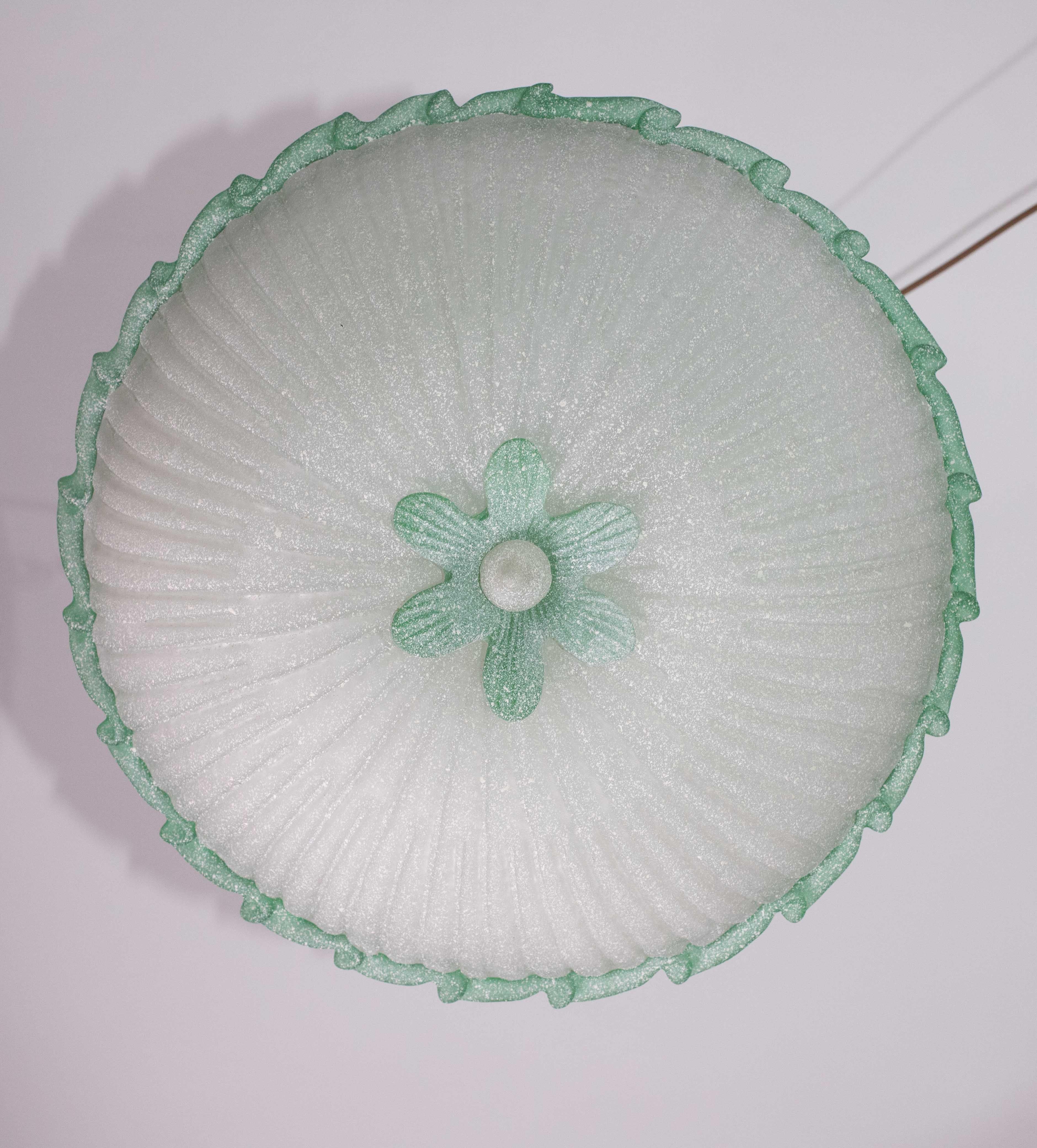 Eleganza di un fiore da soffitto di grandi dimensioni in Greene & Greene di Murano in vendita 7