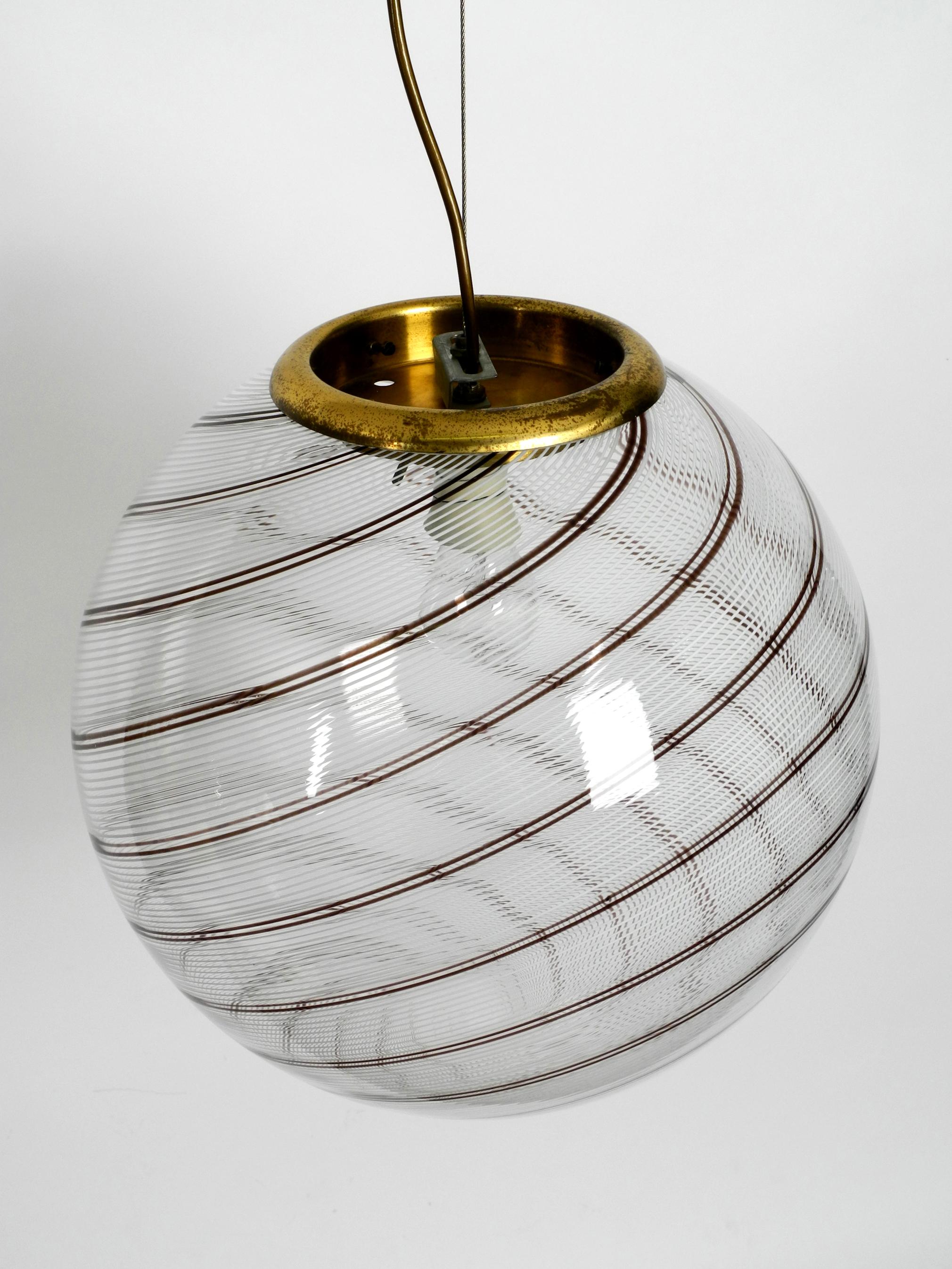 Late 20th Century Elegant Large Tessuto Pendant Lamp by Massimo & Lella Vignelli for Venini, 1970s