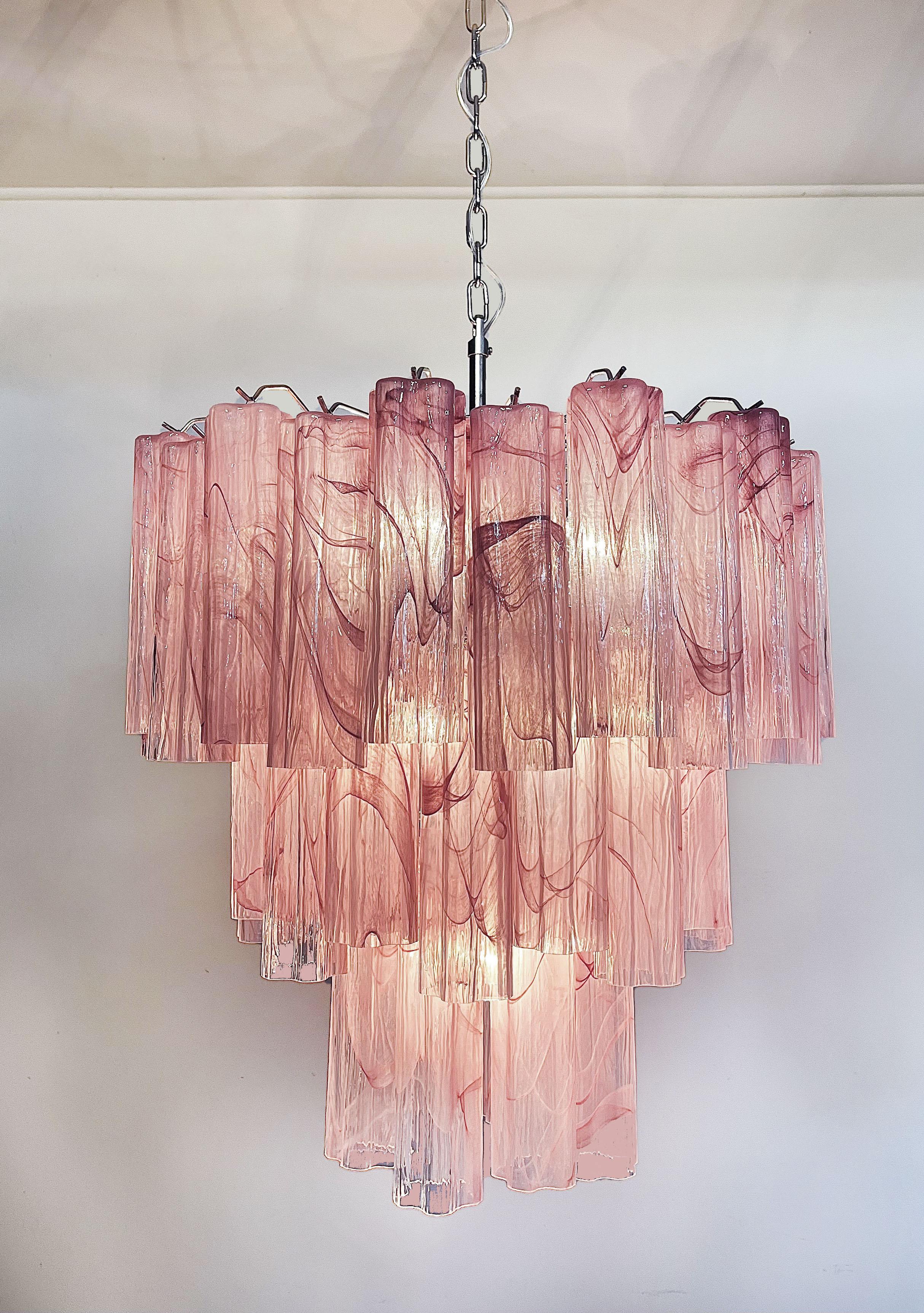 Elegant Large Three-Tier Murano Glass Tube Chandeliers, Pink Alabaster For Sale 1