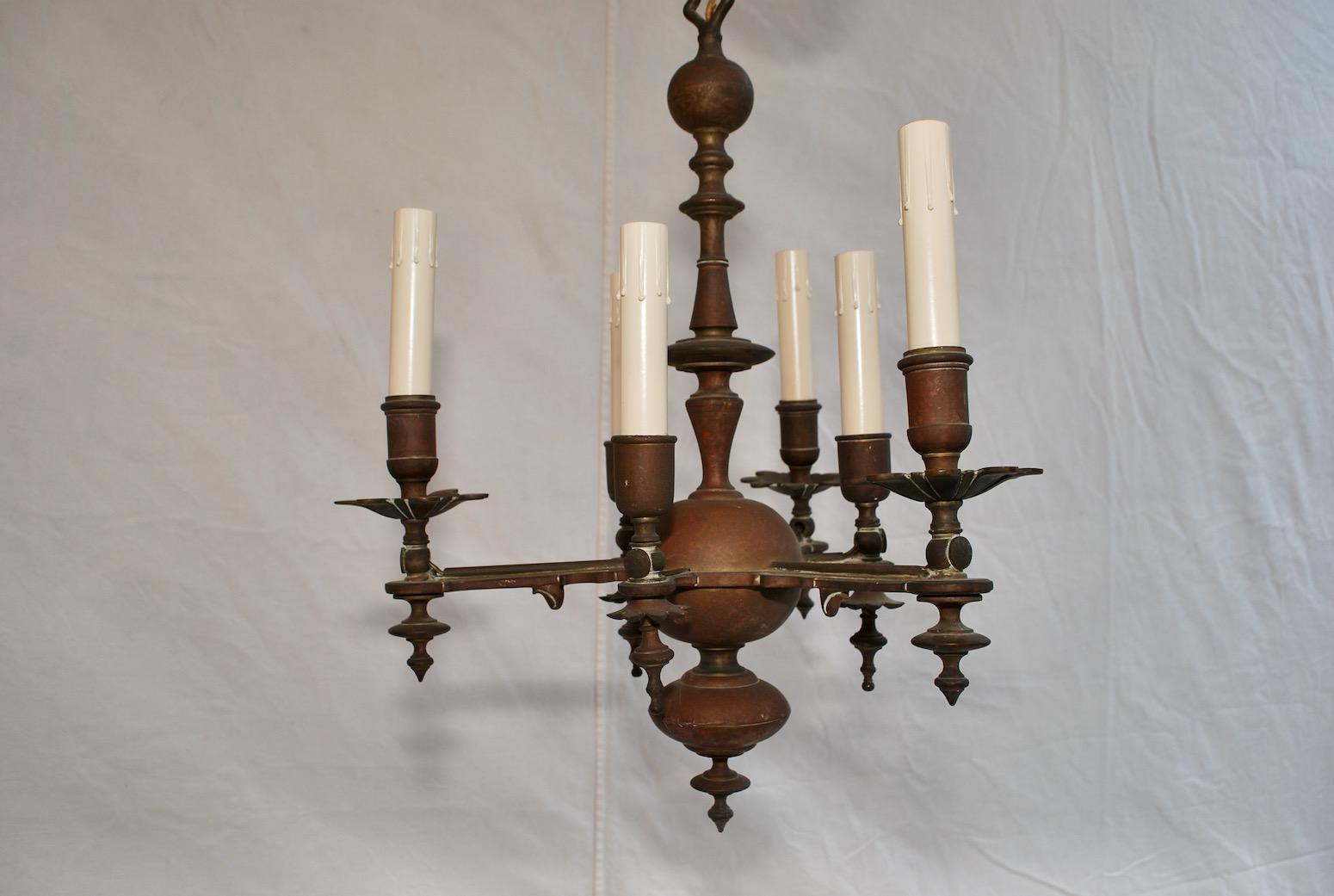 Elegant Late 19th Century Bronze Chandelier For Sale 1