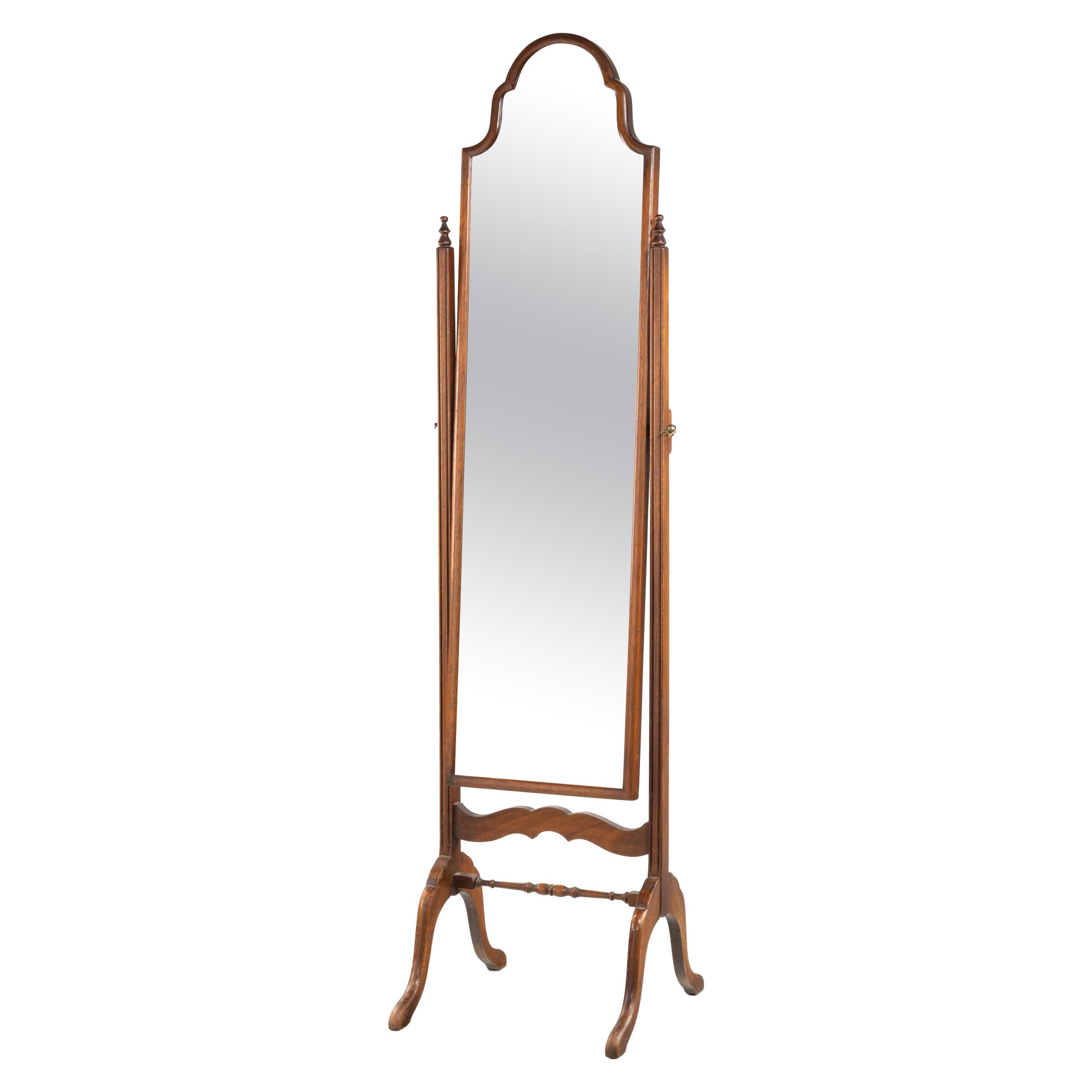 Elegant Late 20th Century Queen Anne Style Cheval Mirror